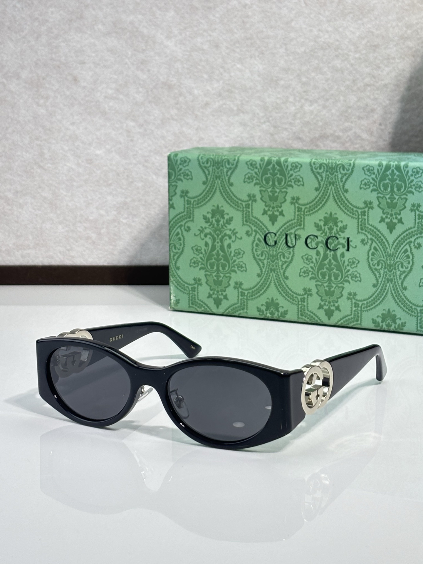 Gucci glasses-51