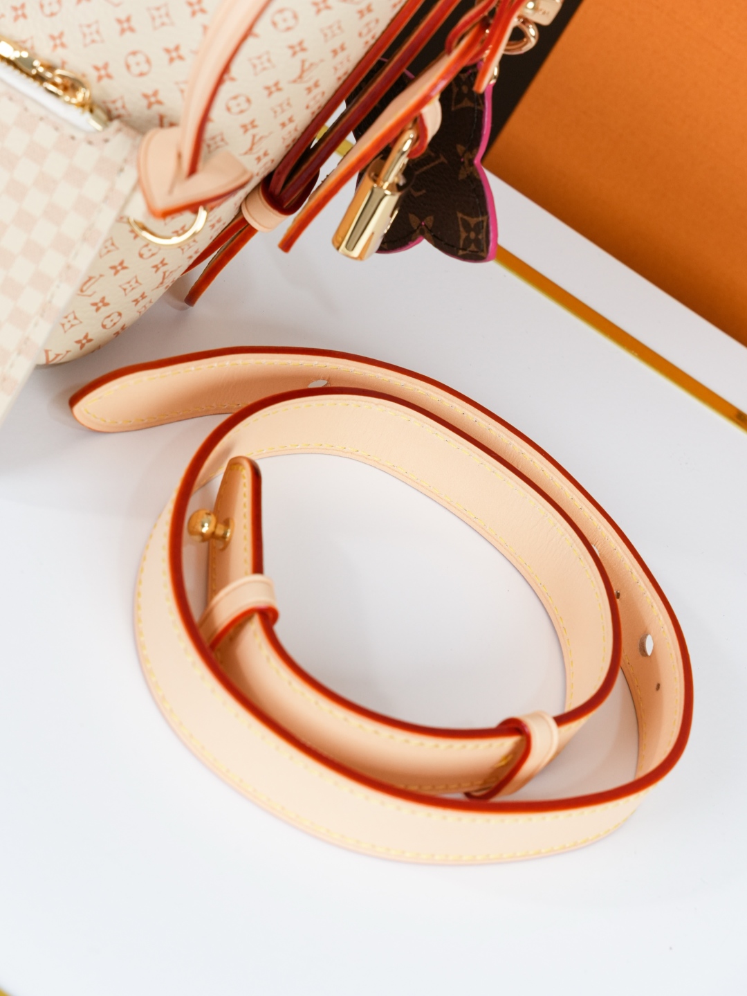 Louis Vuitton Hot New Product-66