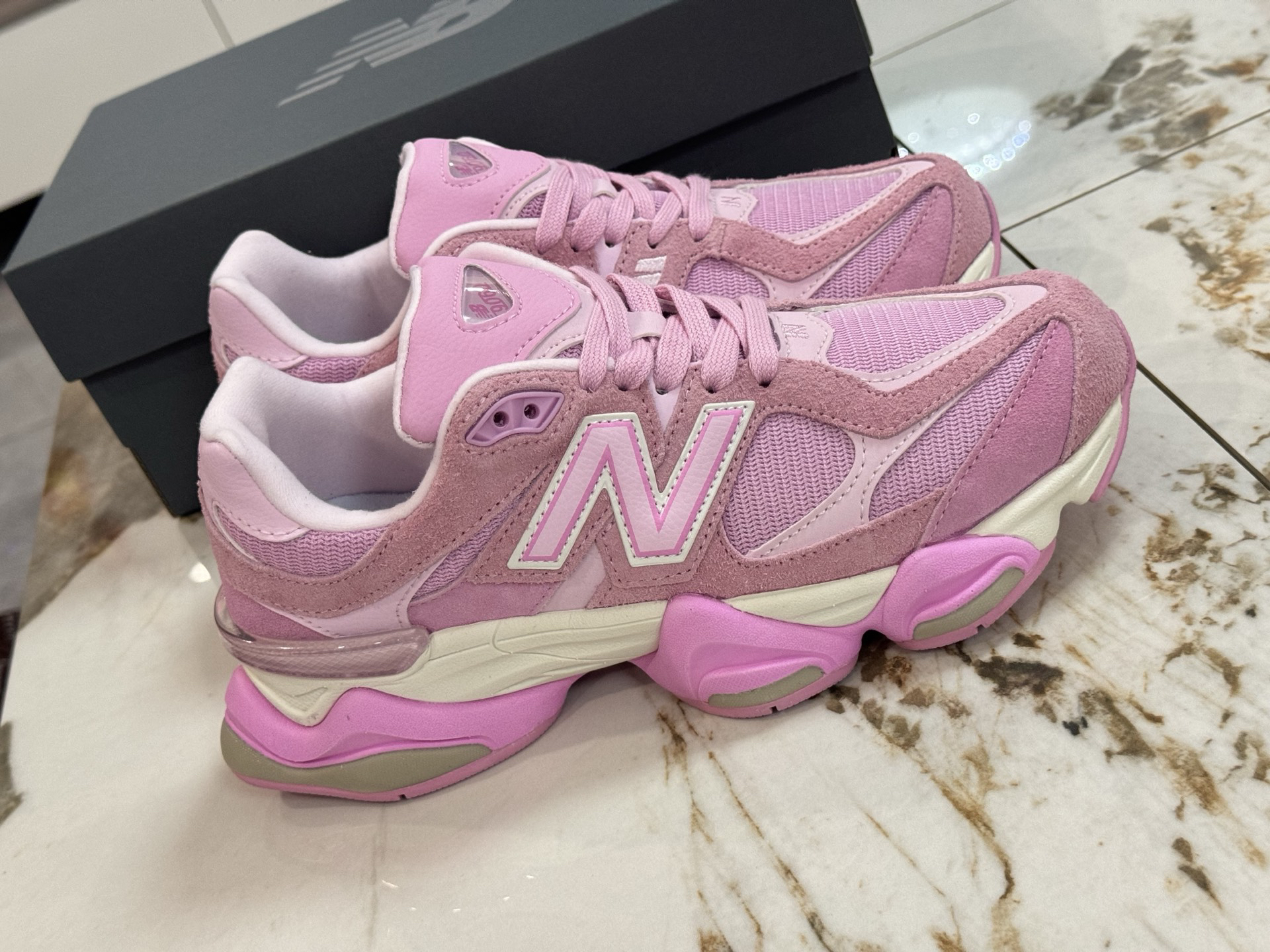New Balance Sneakers-19