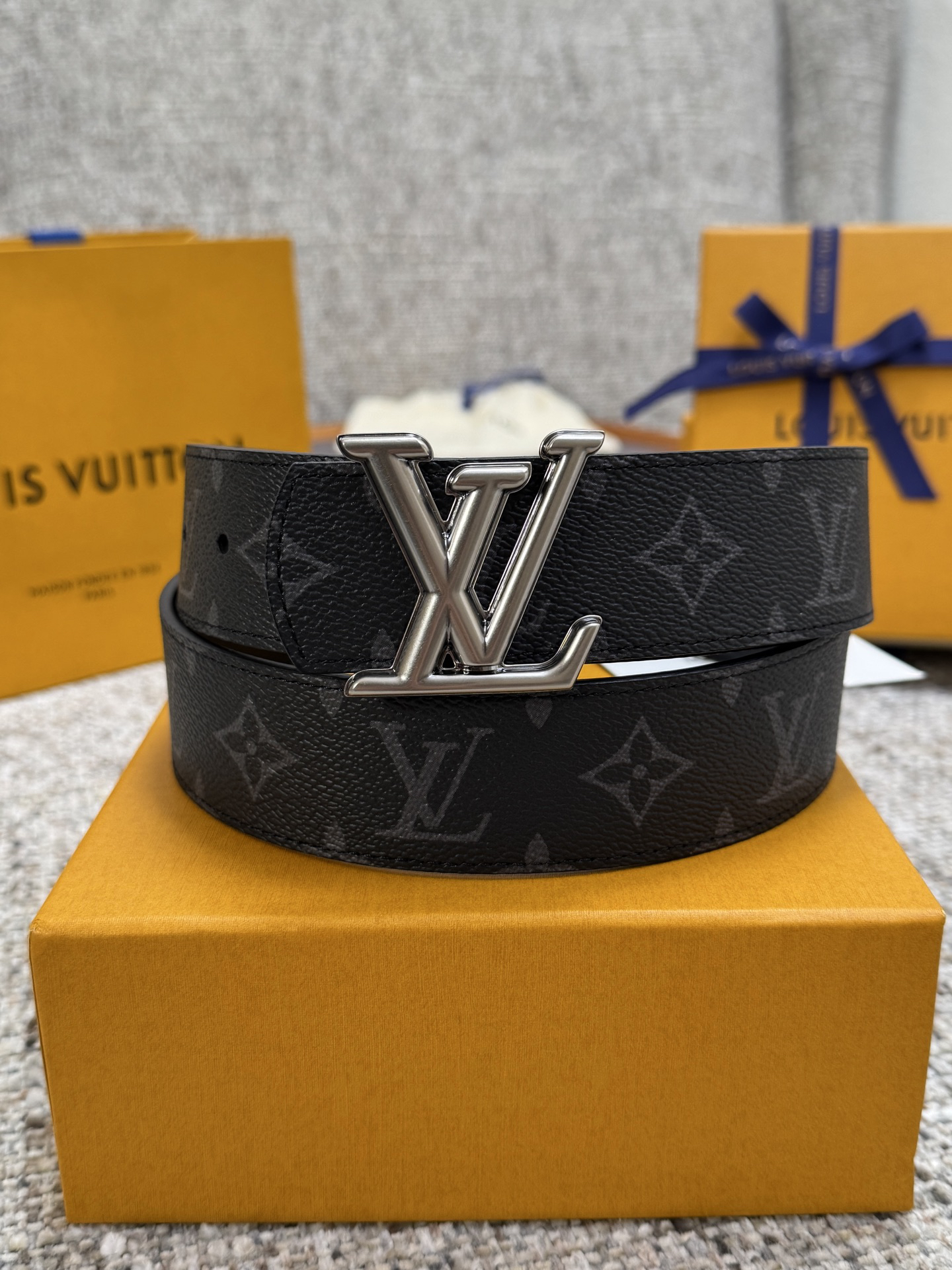 Lv belt-44