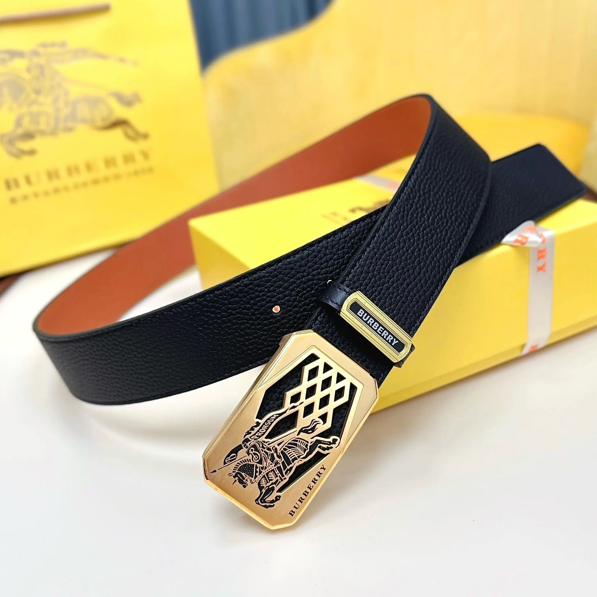 Burberry belt-68