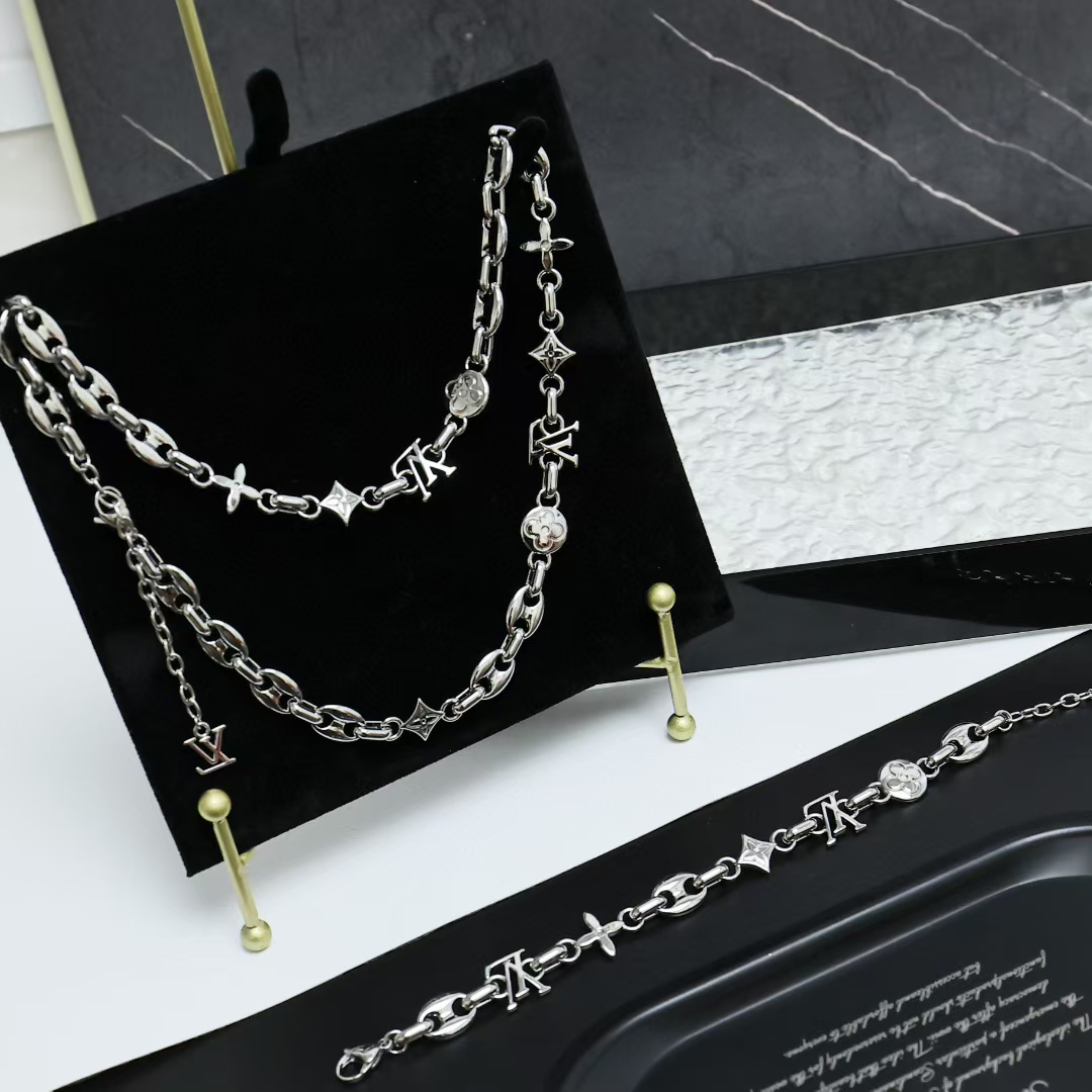 LV Bracelet-63