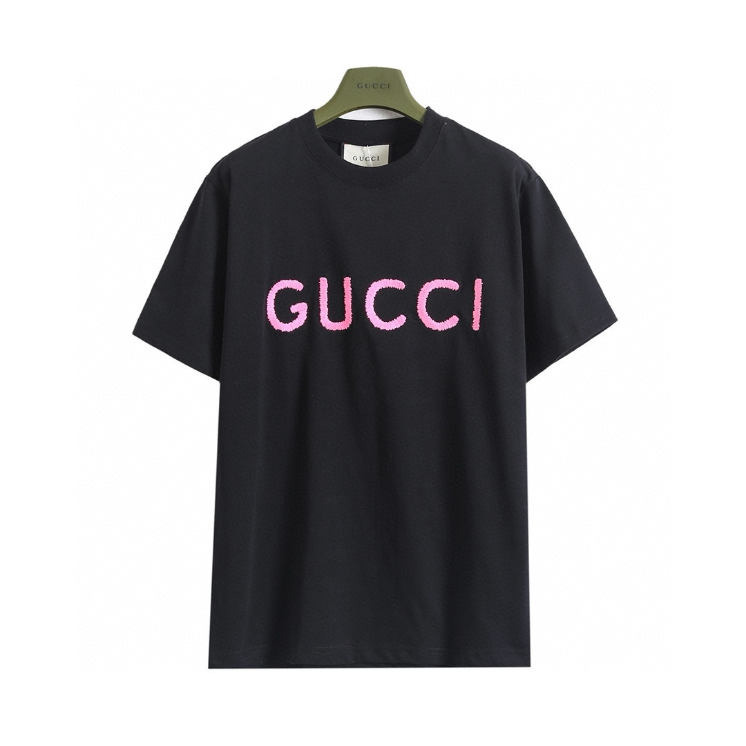 Gucci clothing-20