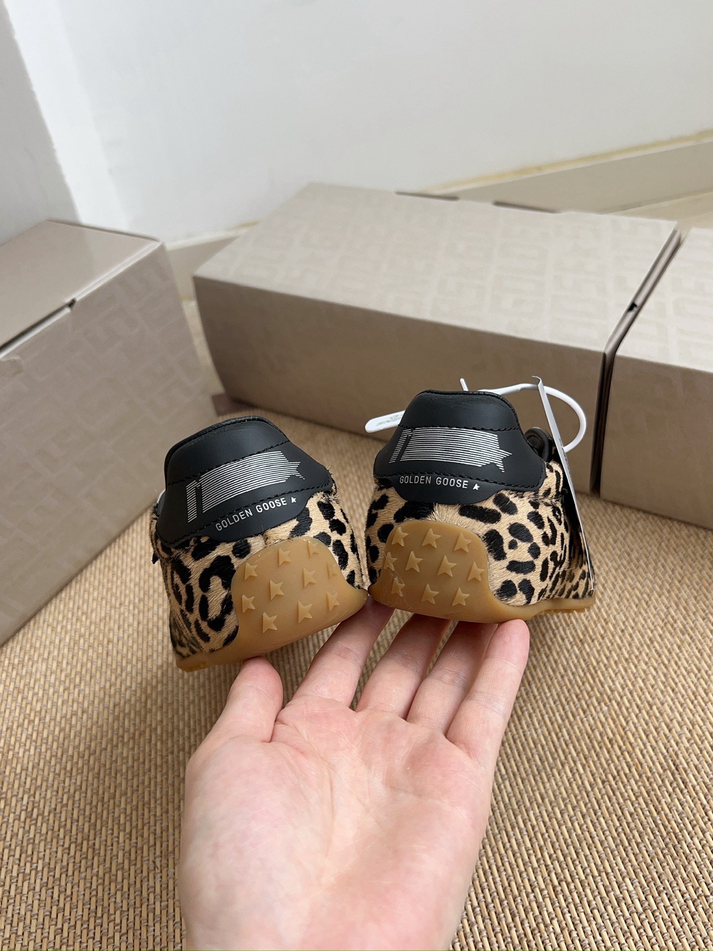 Golden Goose Sneakers-12