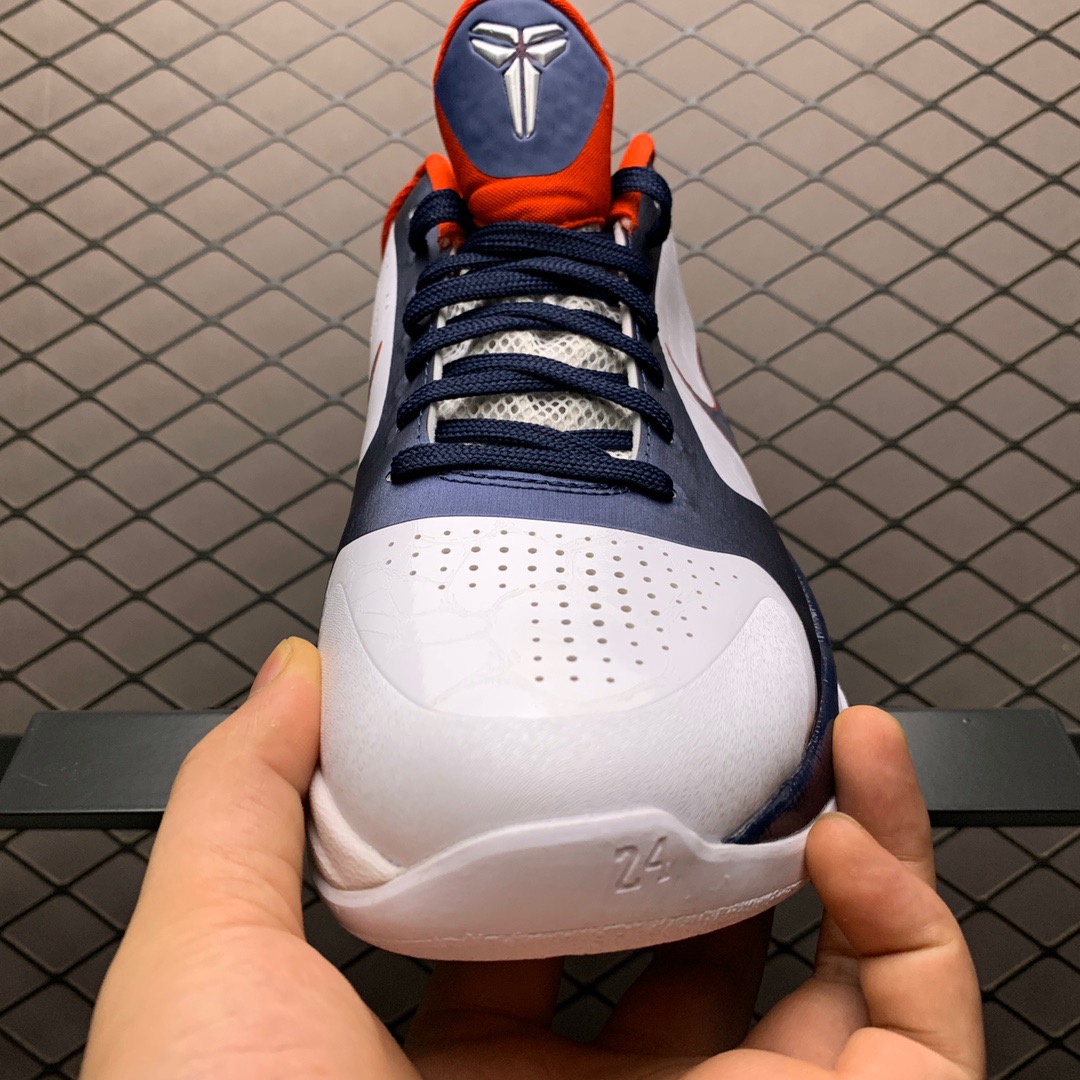 Nike Sneakers-214