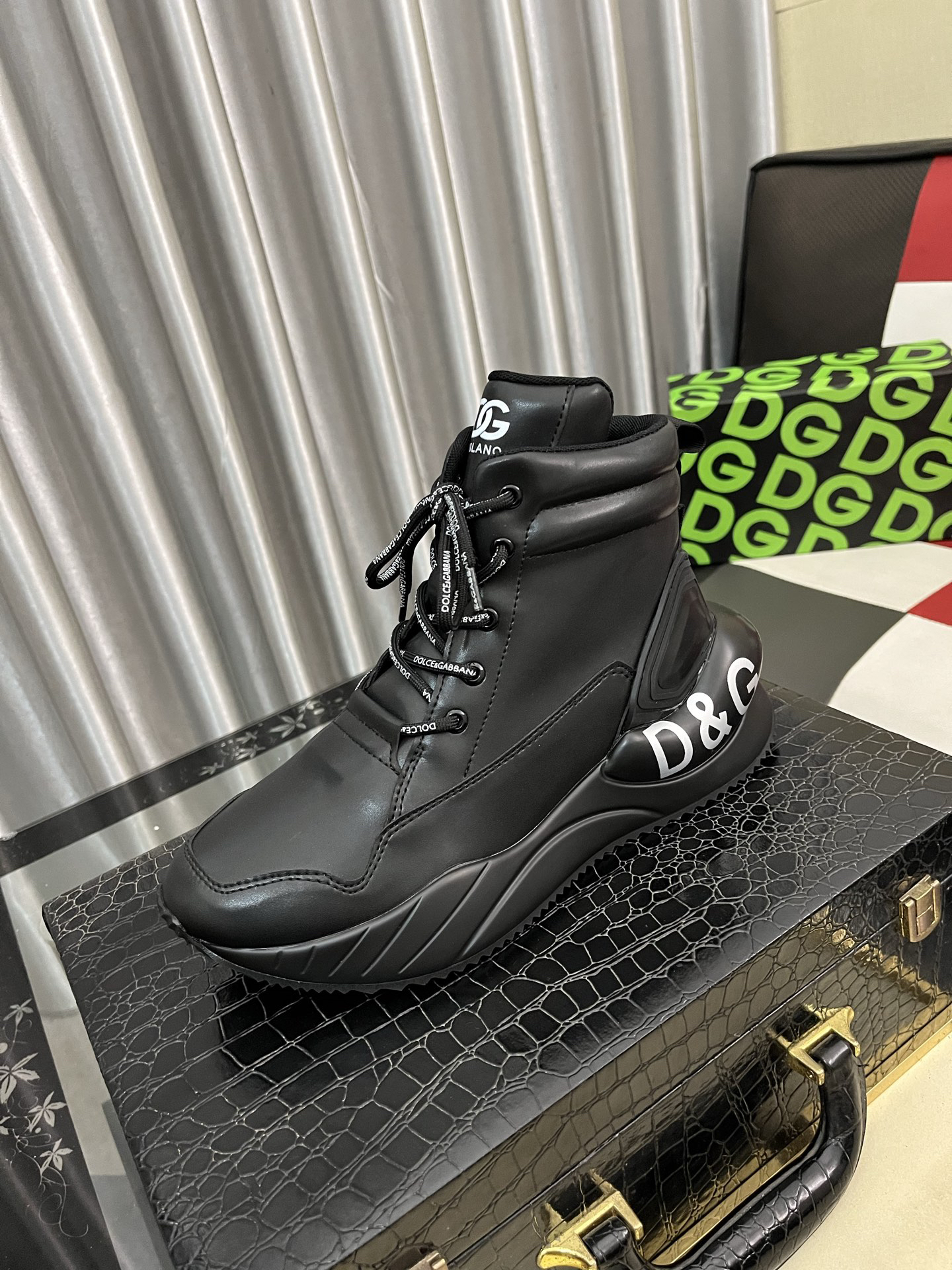 D&G Sneakers-107