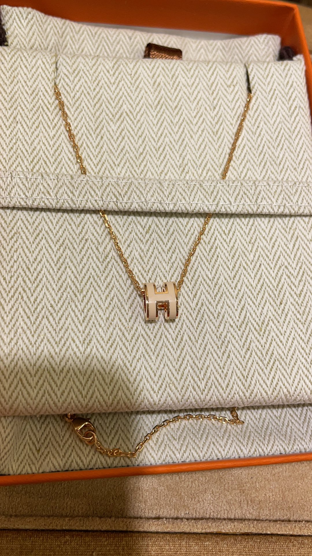 Hermes necklace-46