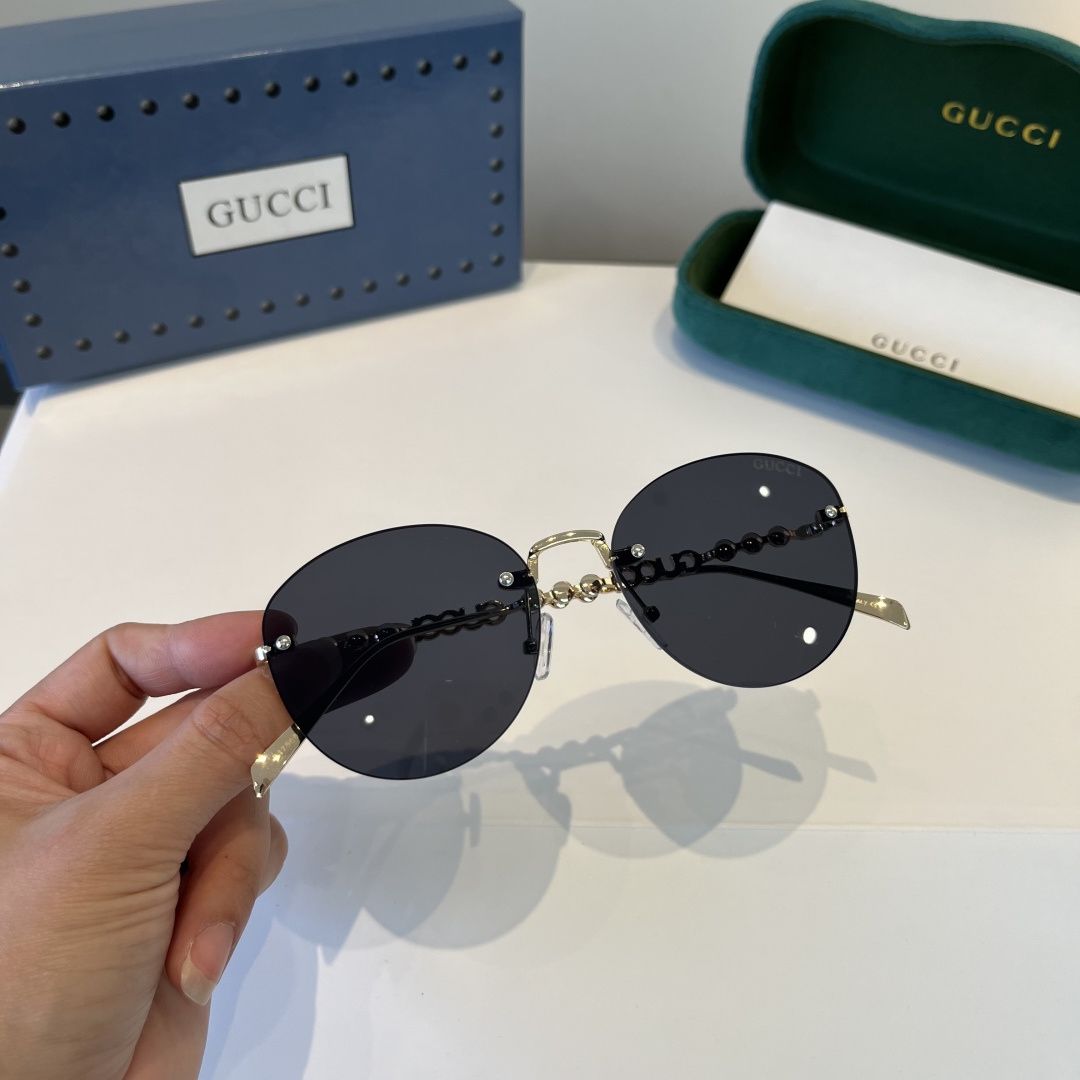 Gucci glasses-37