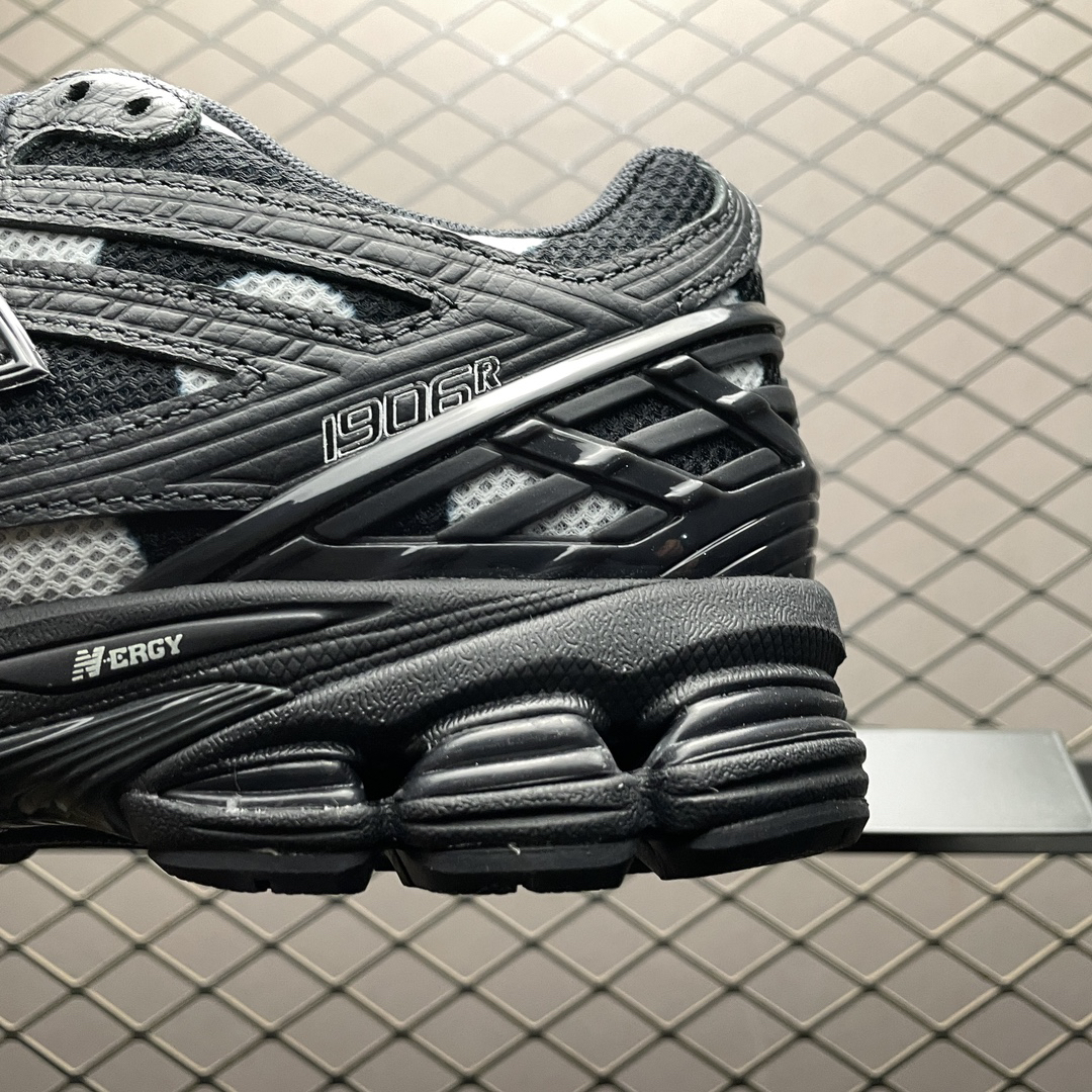 New Balance Sneakers-249