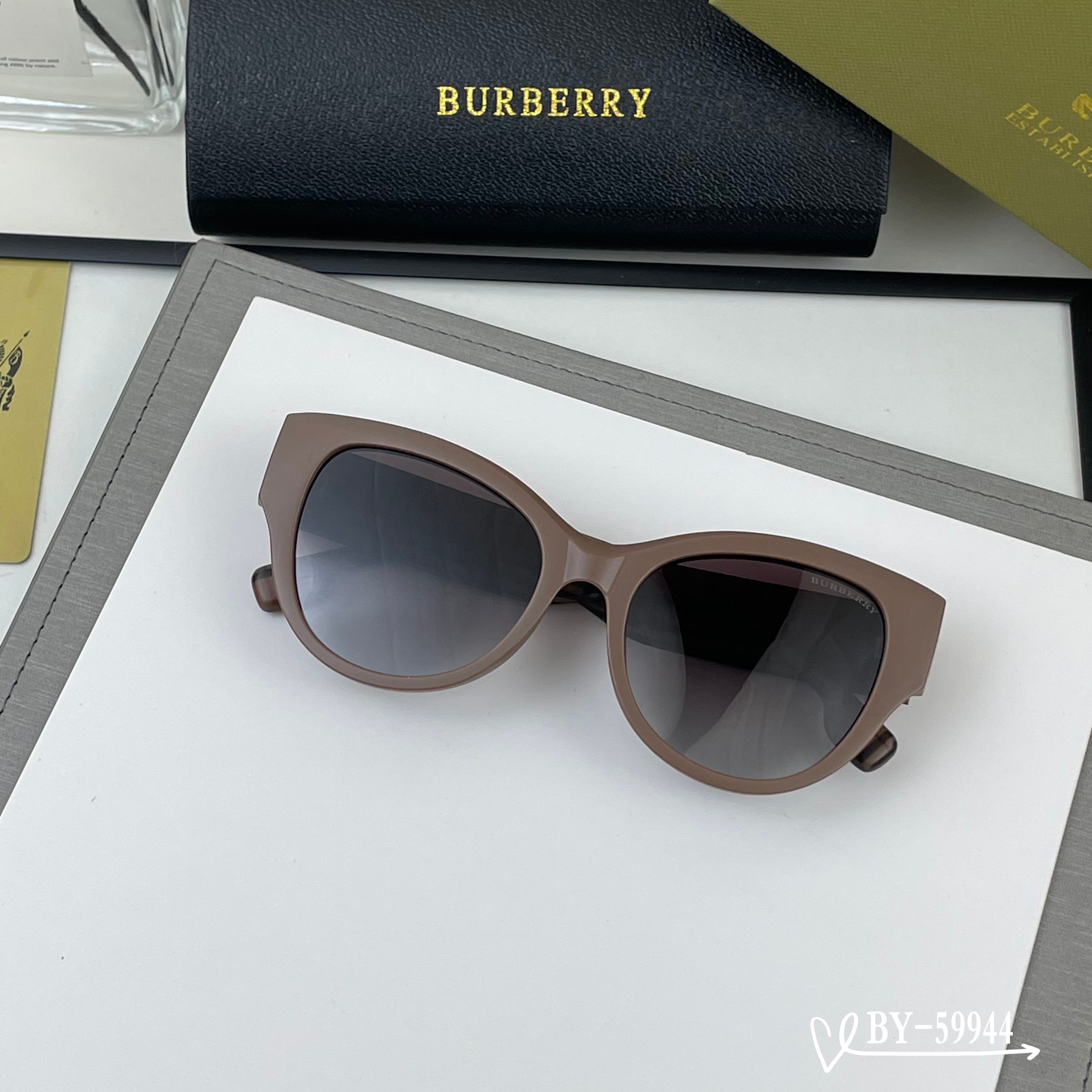 Burberry glasses-21