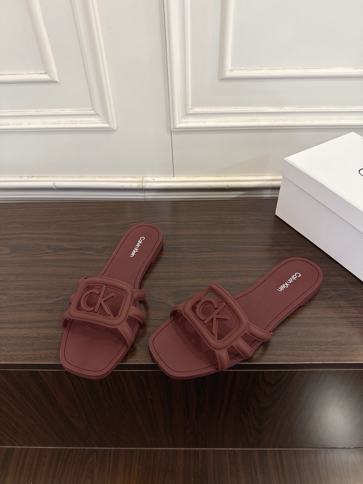 Calvin Klein Slippers