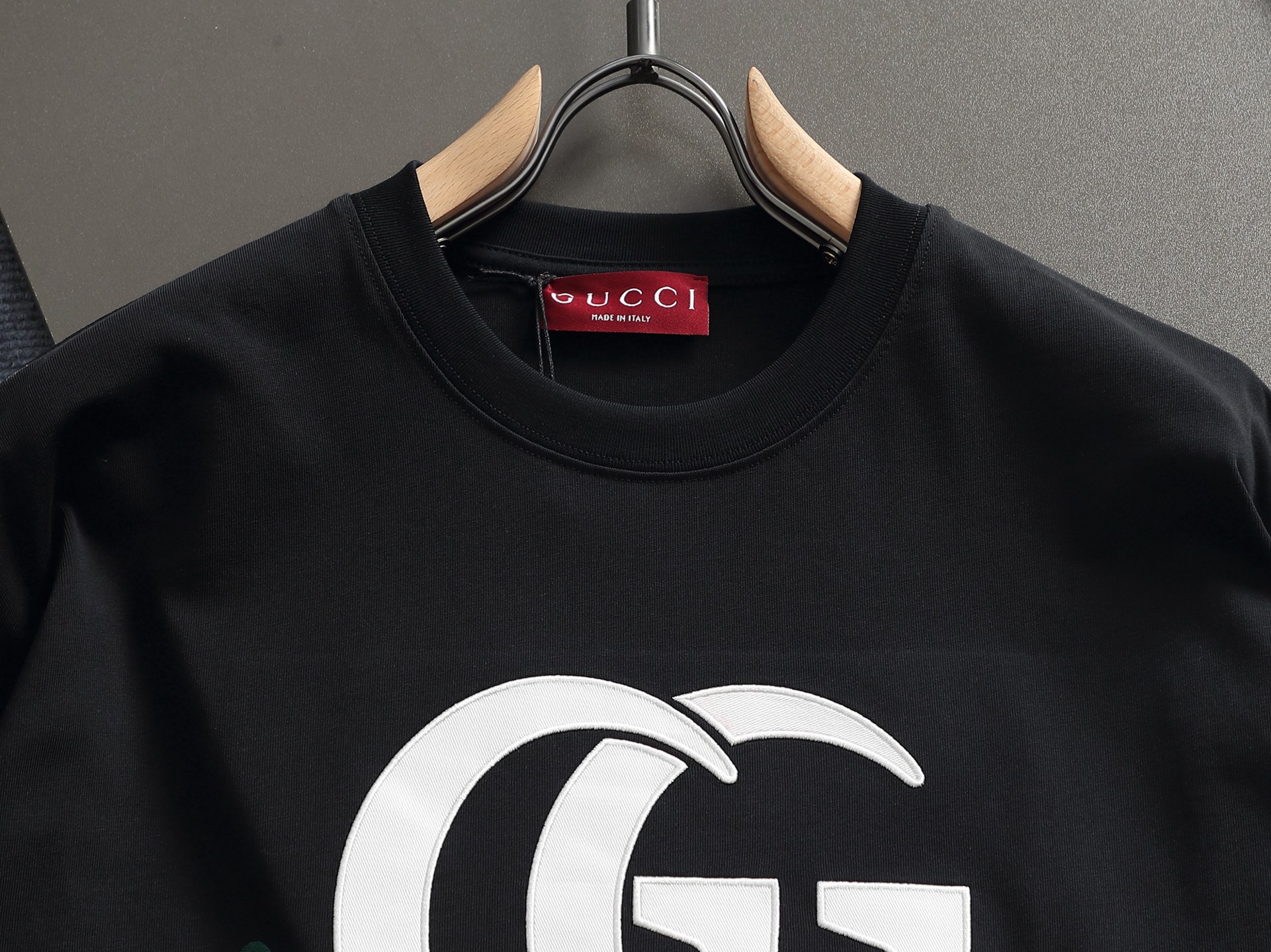 Gucci clothing-144