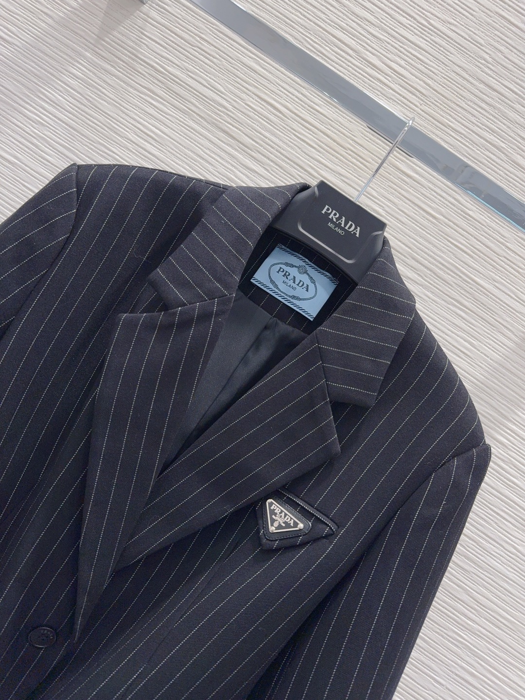 Prada Clothing-338