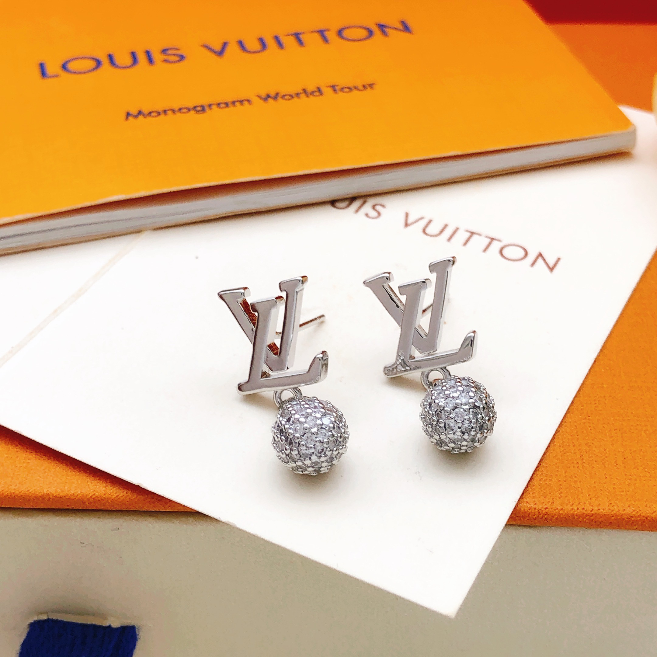LV earrings-44