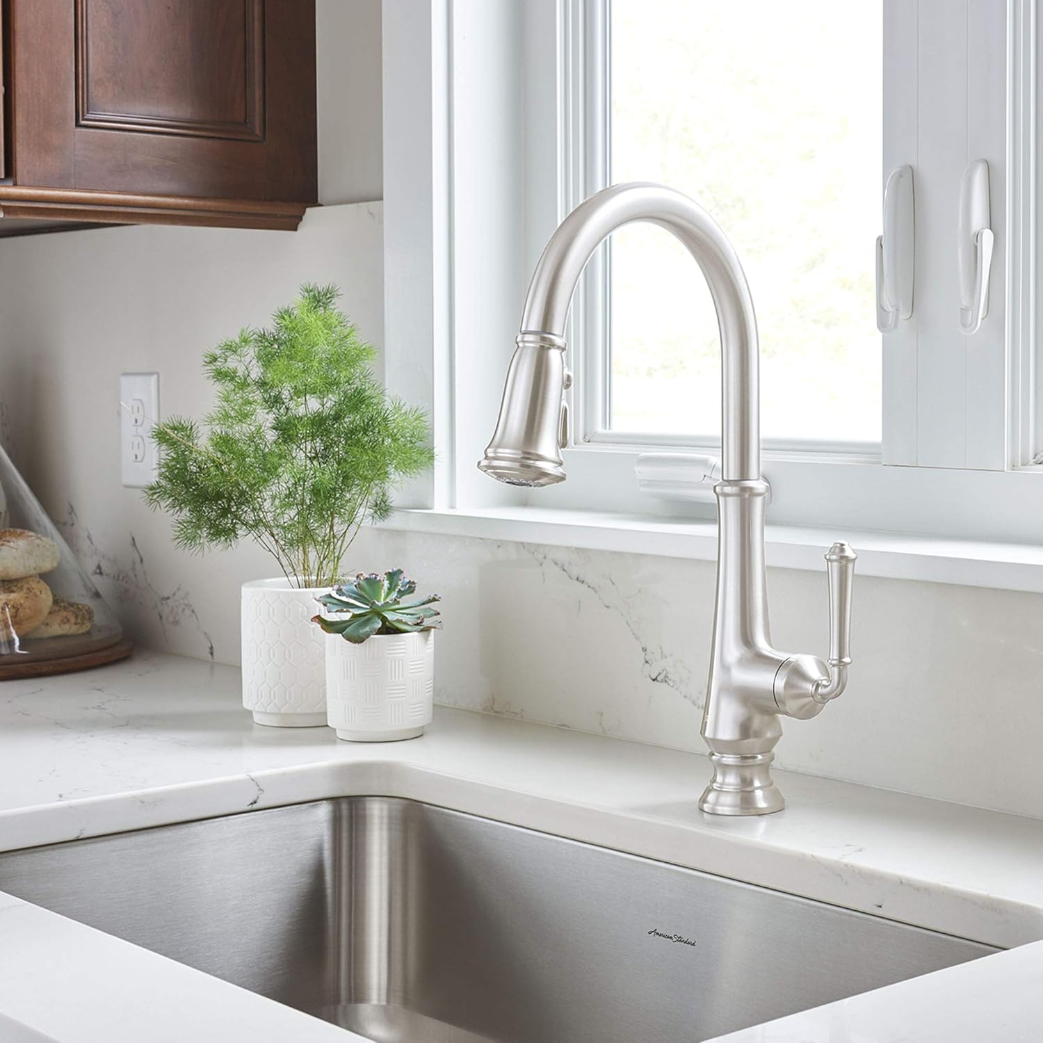 American Standard 4279300.013 Delancey Pull-Down Kitchen Faucet with Sprayer, Polished Nickel