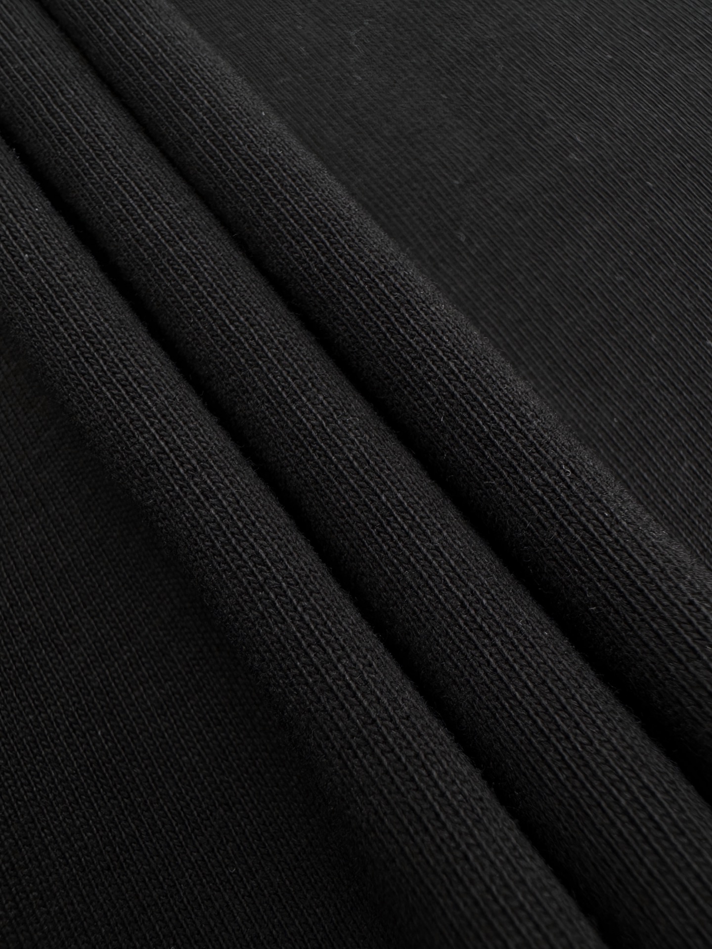 LV clothing-202