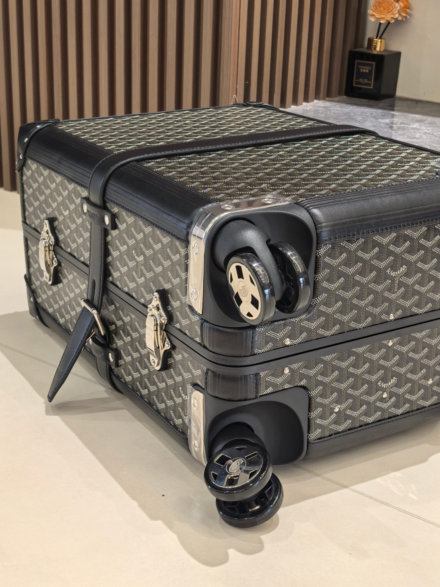 Goyard luggage-11