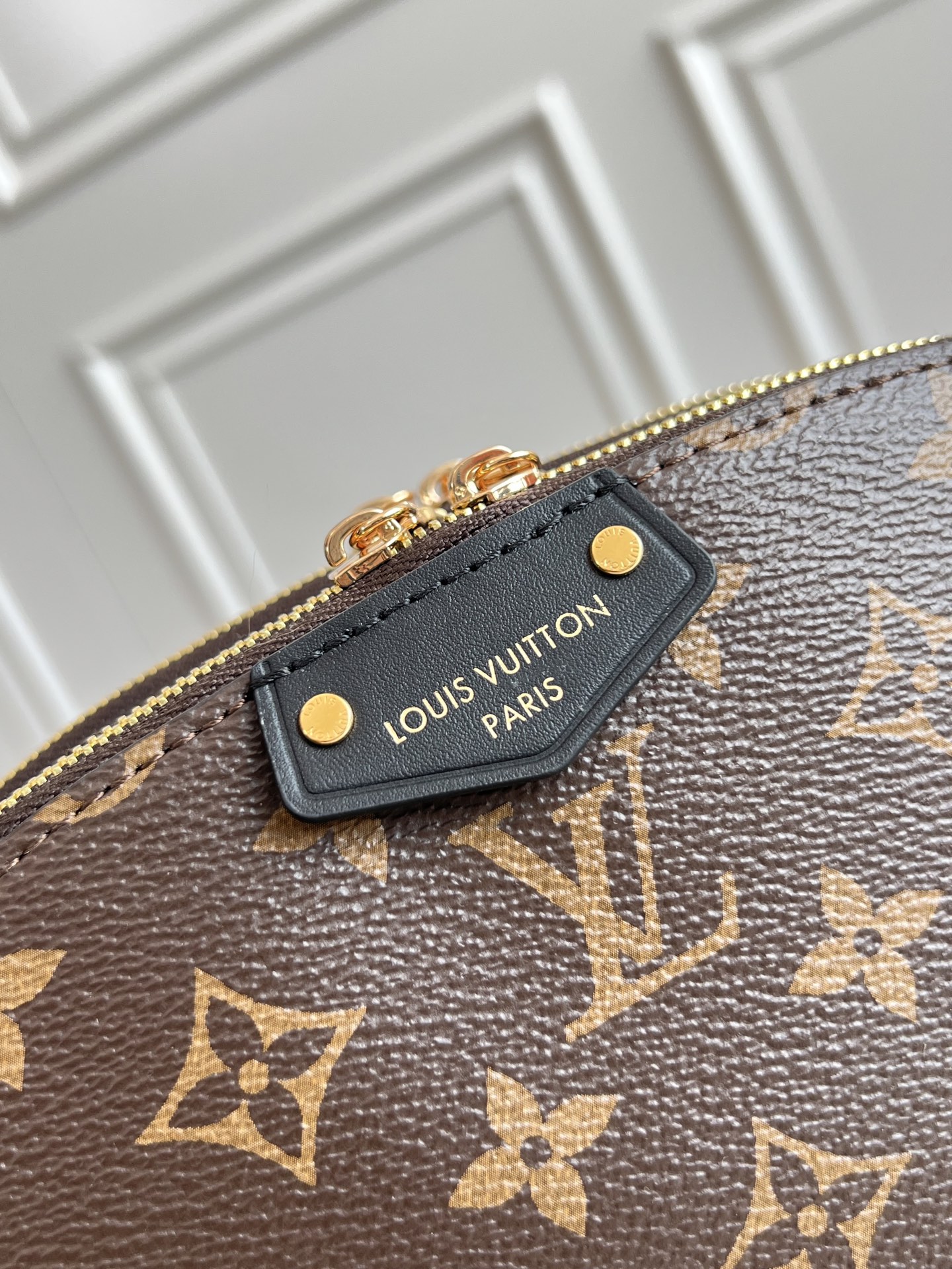 Louis Vuitton Hot New Product-30