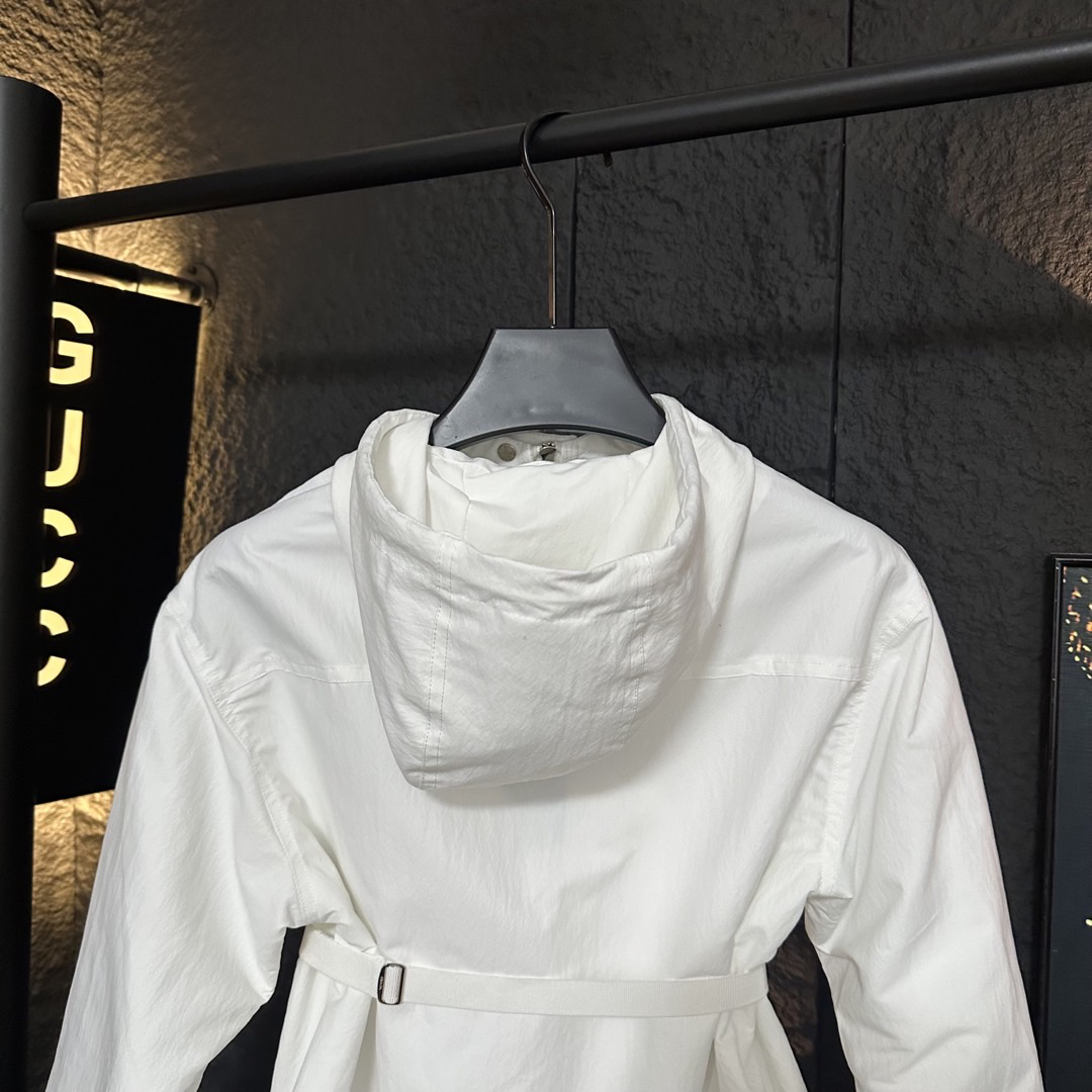 Prada Clothing-258
