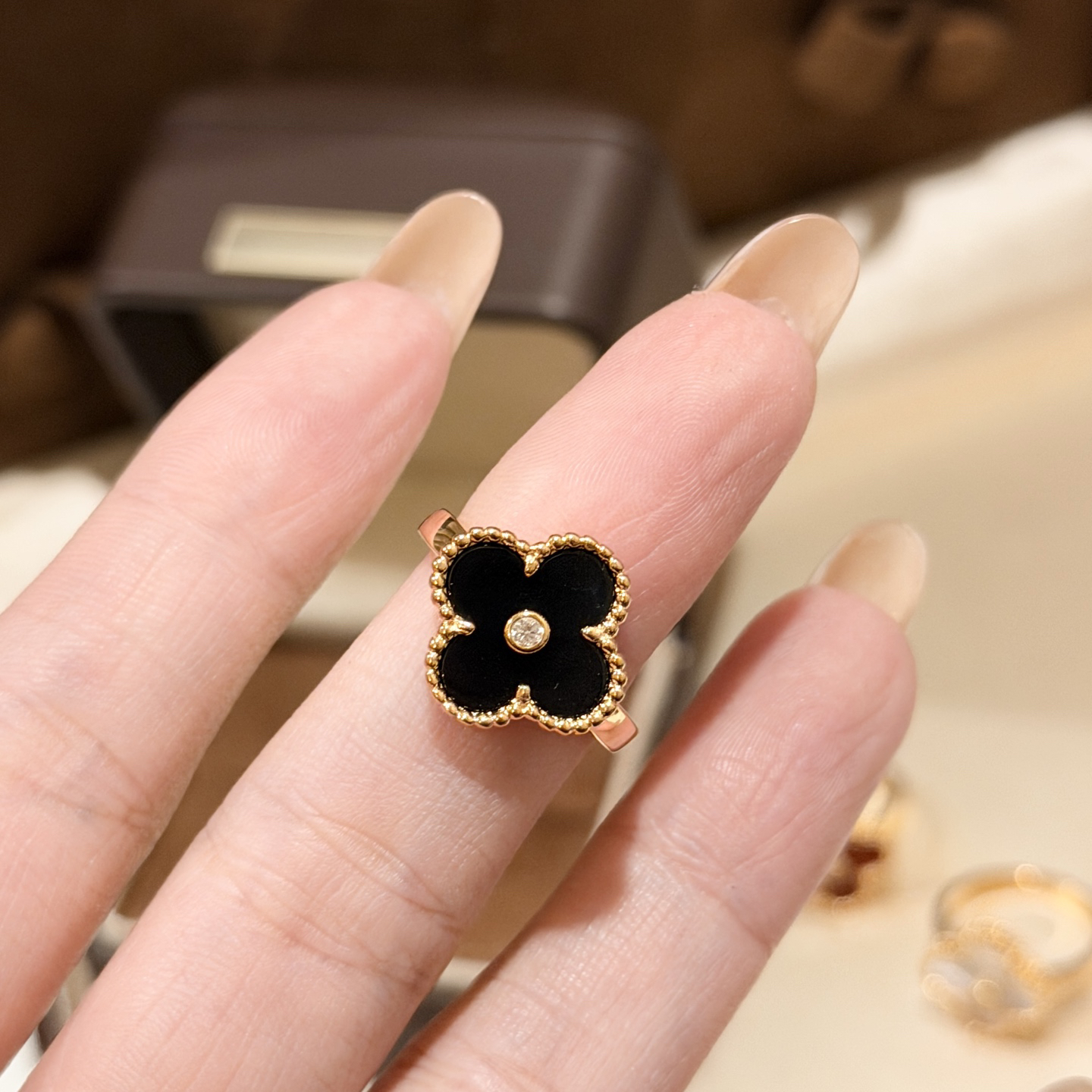 Van Cleef & Arpels ring-20