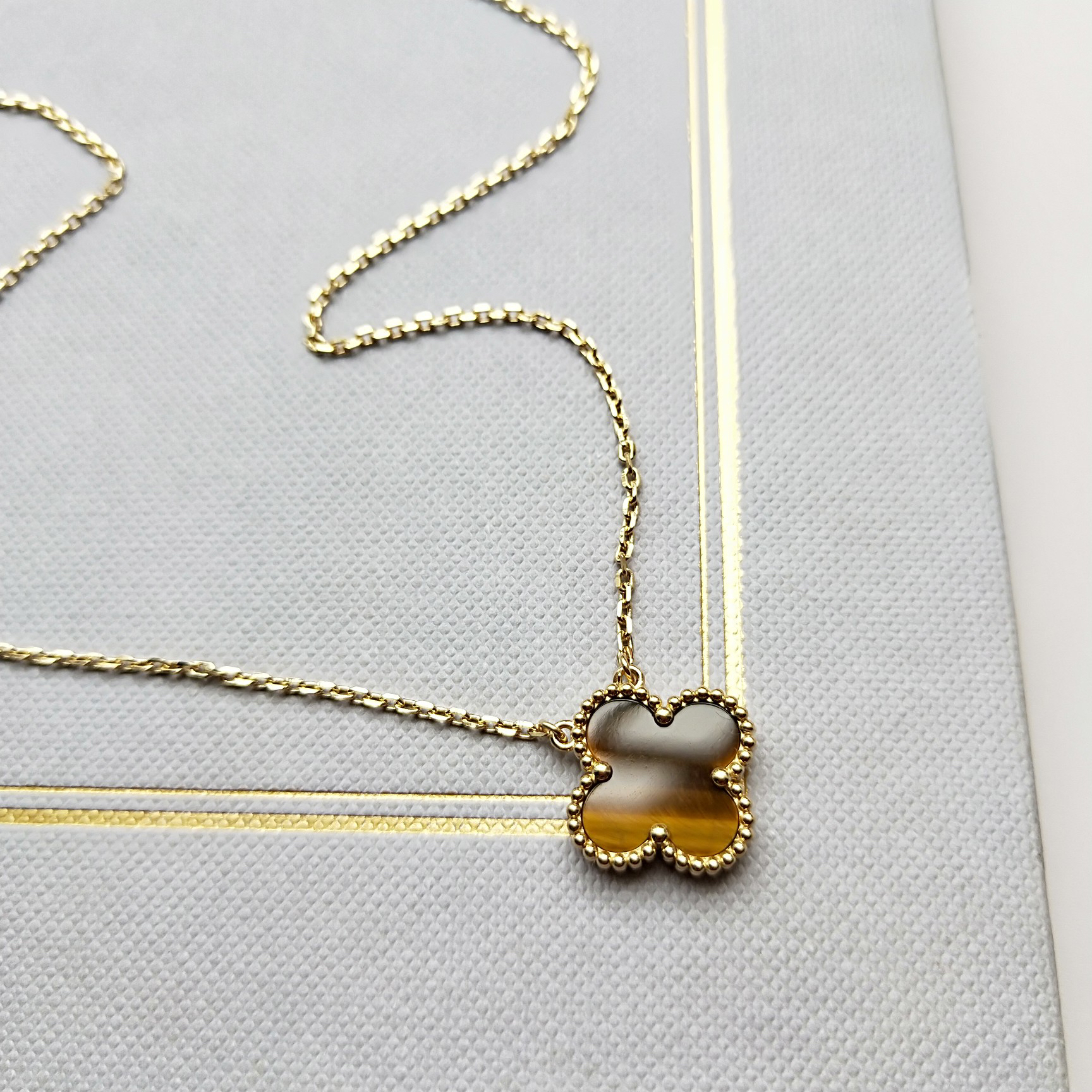 Van Cleef & Arpels necklace-119