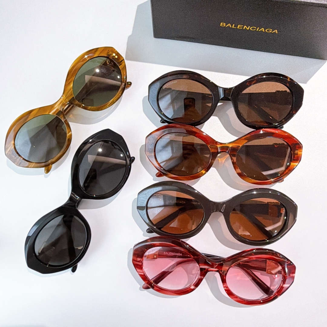 Balenciaga glasses-2