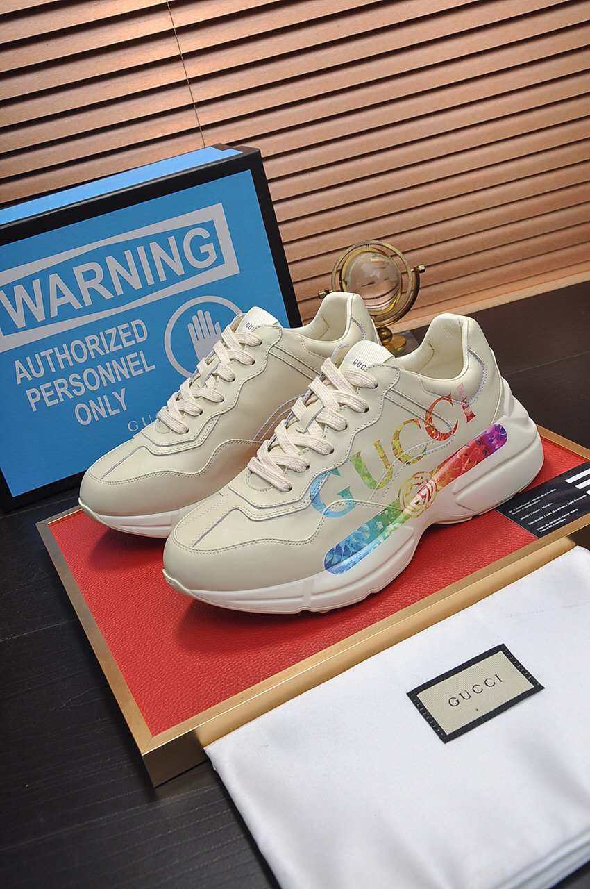 Gucci Sneakers-104