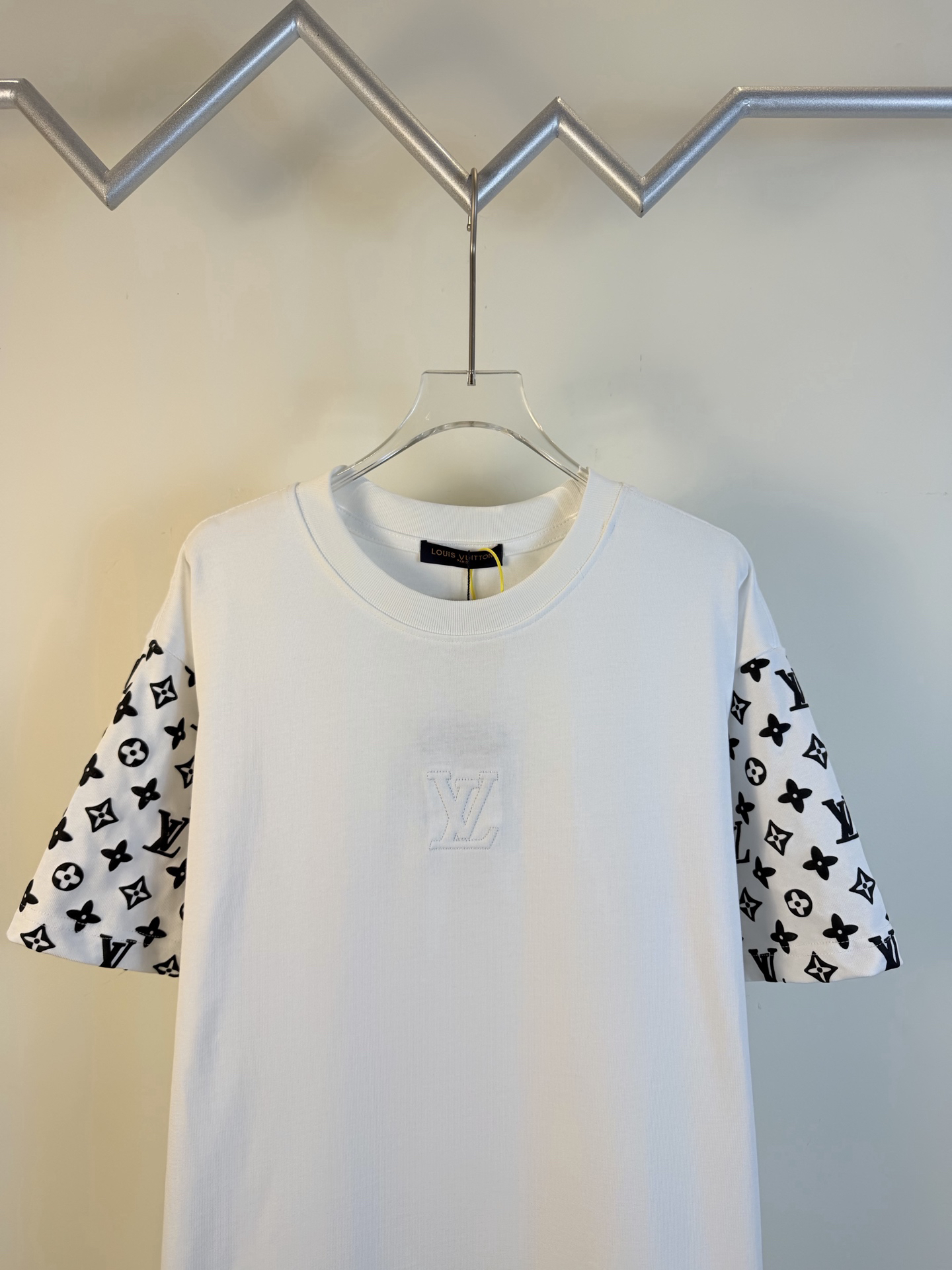 LV clothing-101