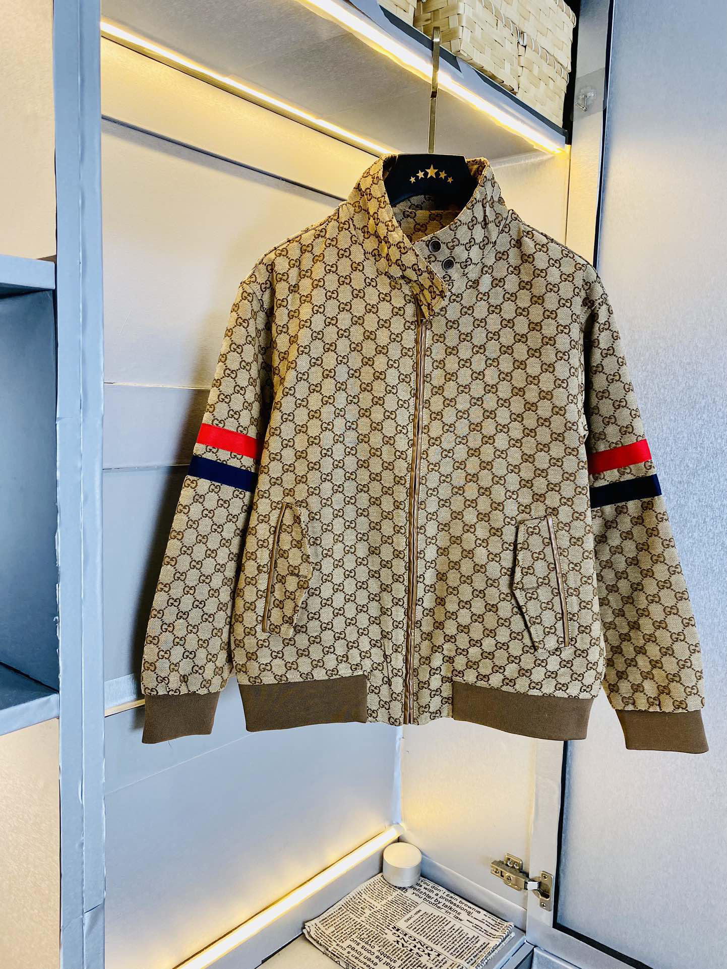 Gucci Clothing-281