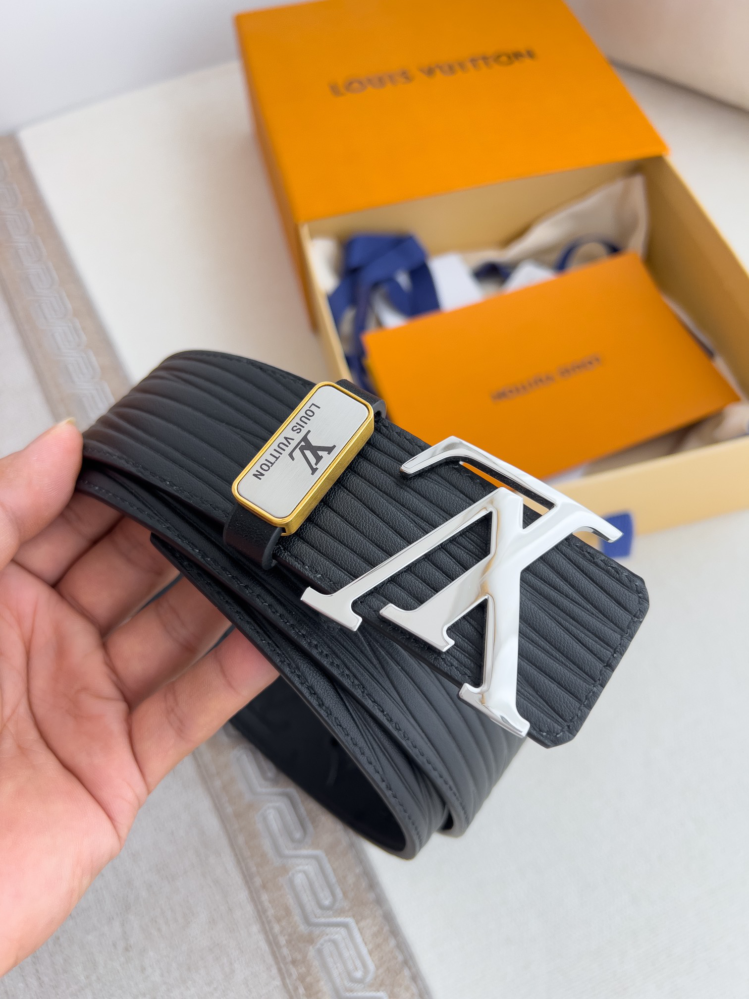 Lv belt-31