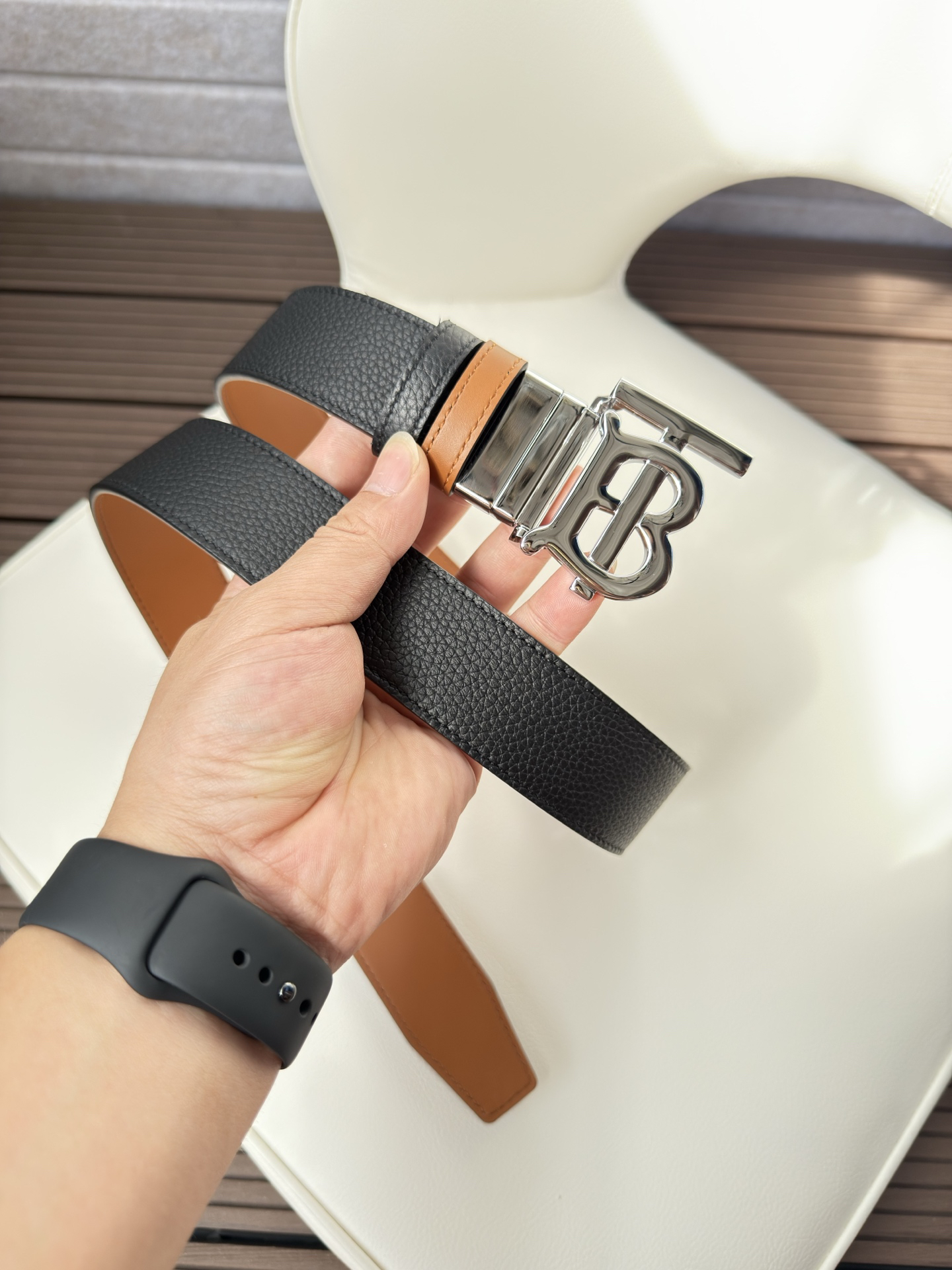 Burberry belt-112
