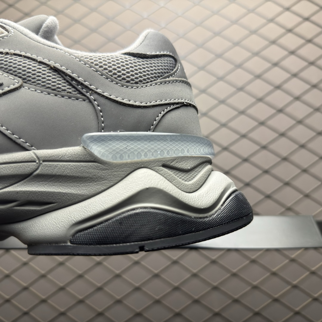 New Balance Sneakers-381