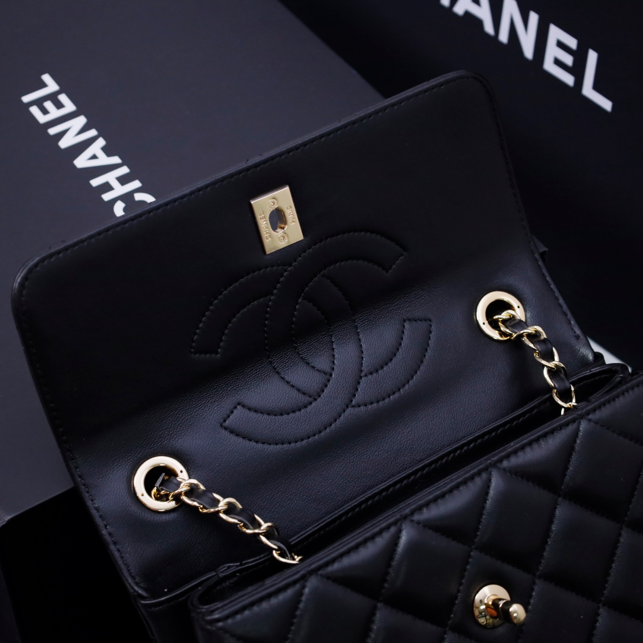 Chanel Hot New Product-87