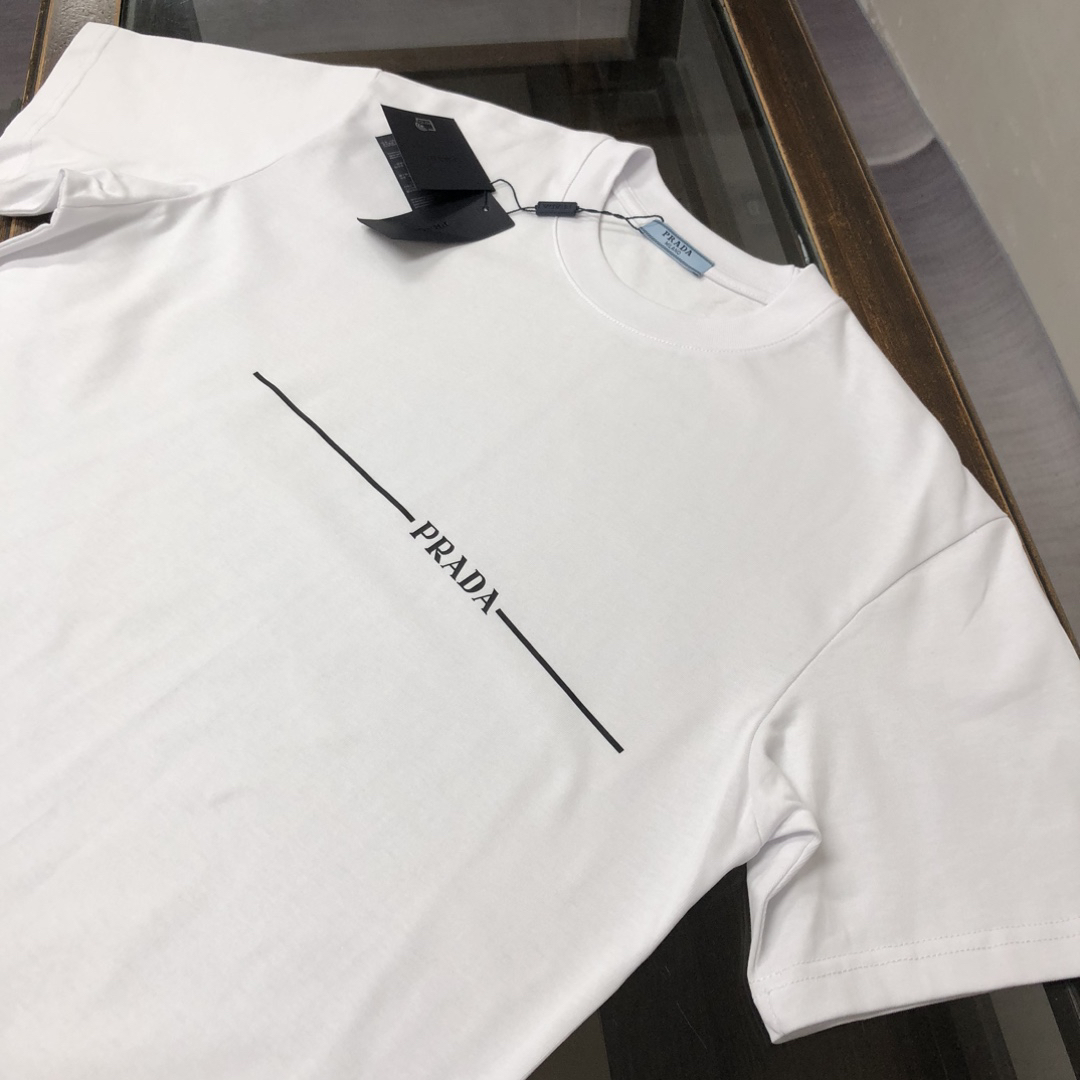 Prada clothing-271