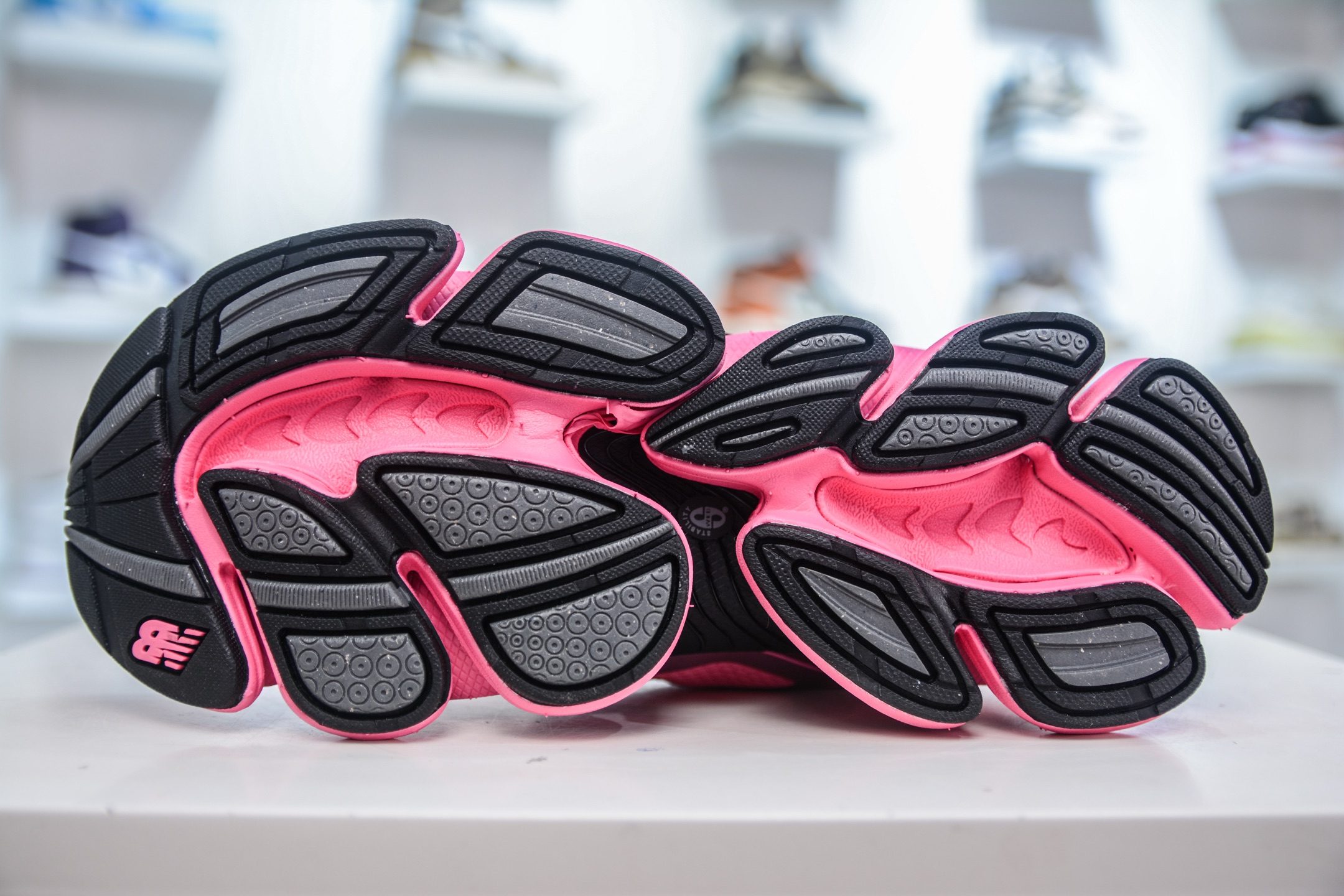 New Balance Sneakers-155