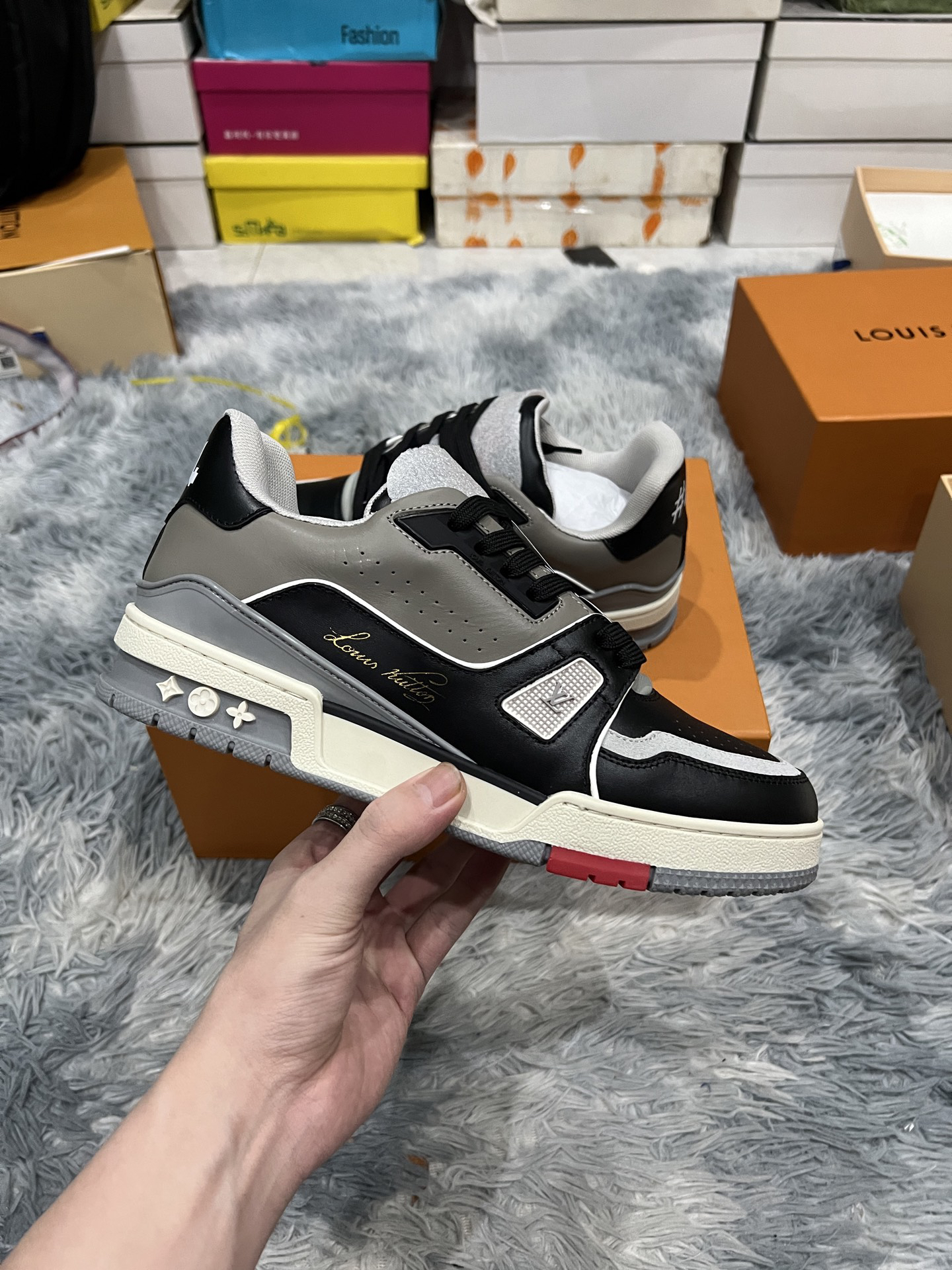 Lv Sneakers-83