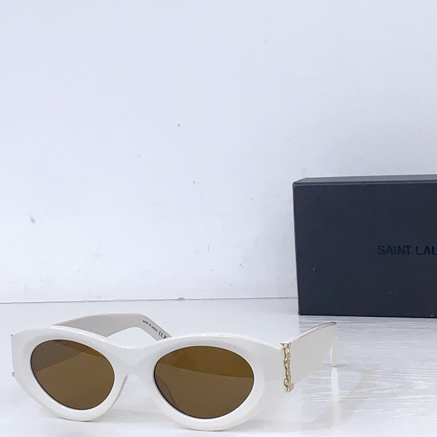 YSL glasses-9
