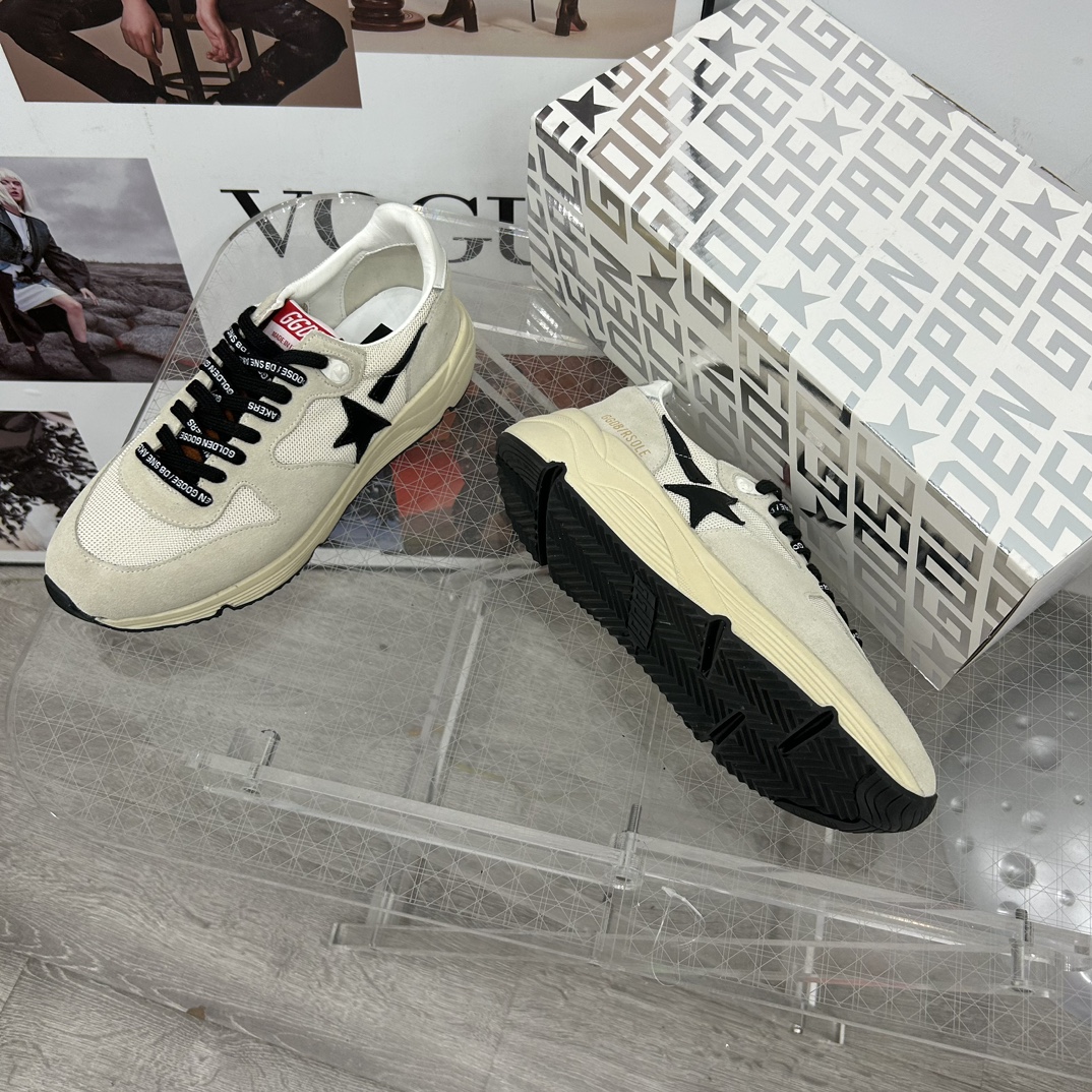 Golden Goose Sneakers-83