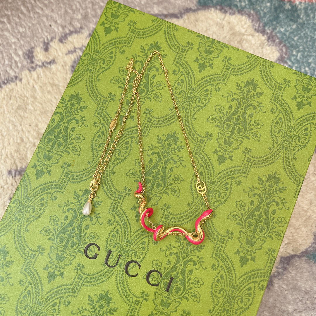Gucci necklace-90