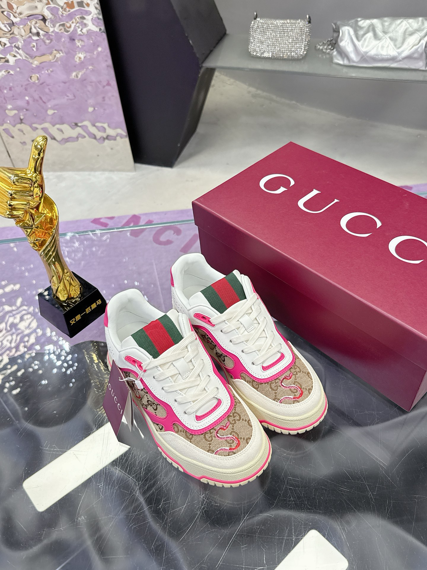 Gucci Sneakers-135