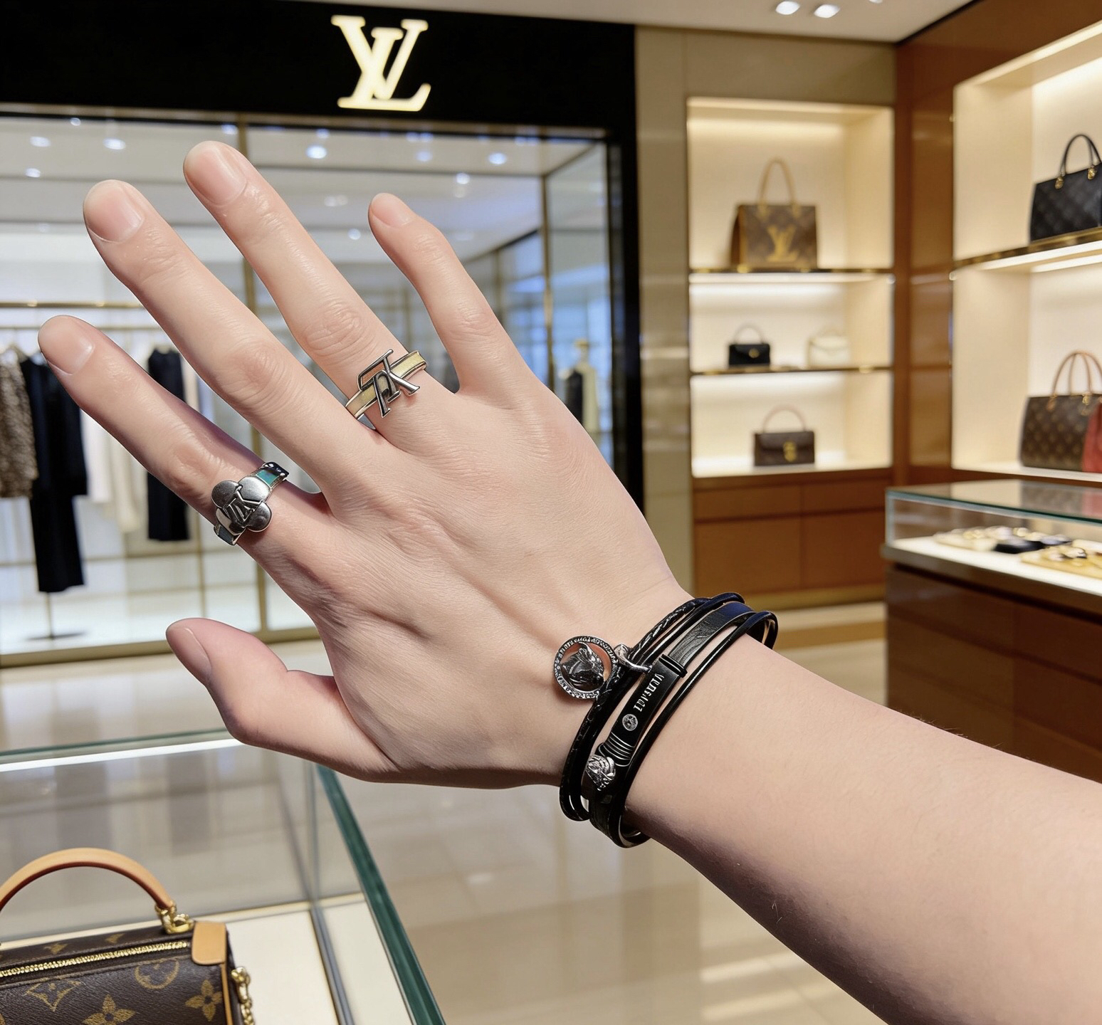 LV ring-5