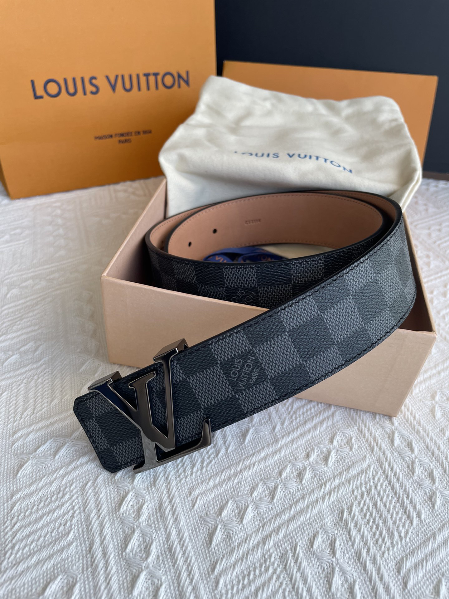 Lv belt-123