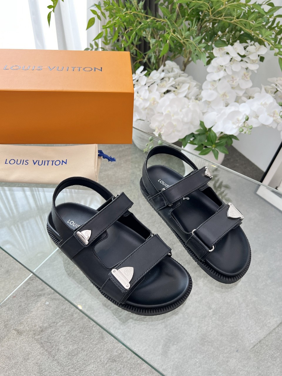 LV Summer footwear