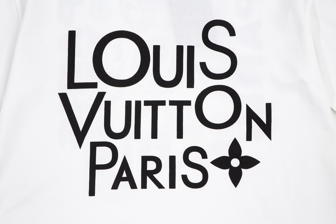 LV clothing-76