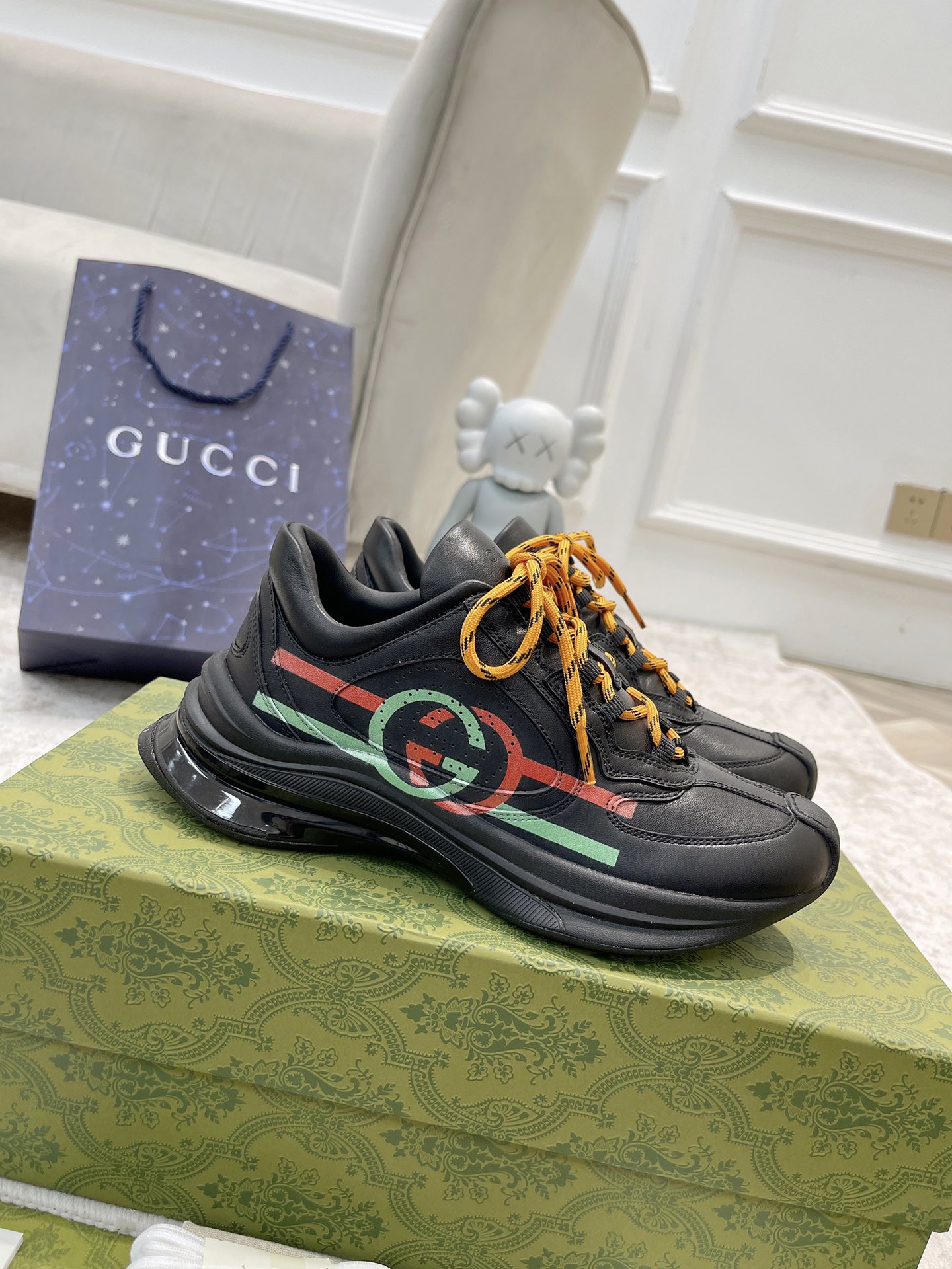 Gucci Sneakers-149