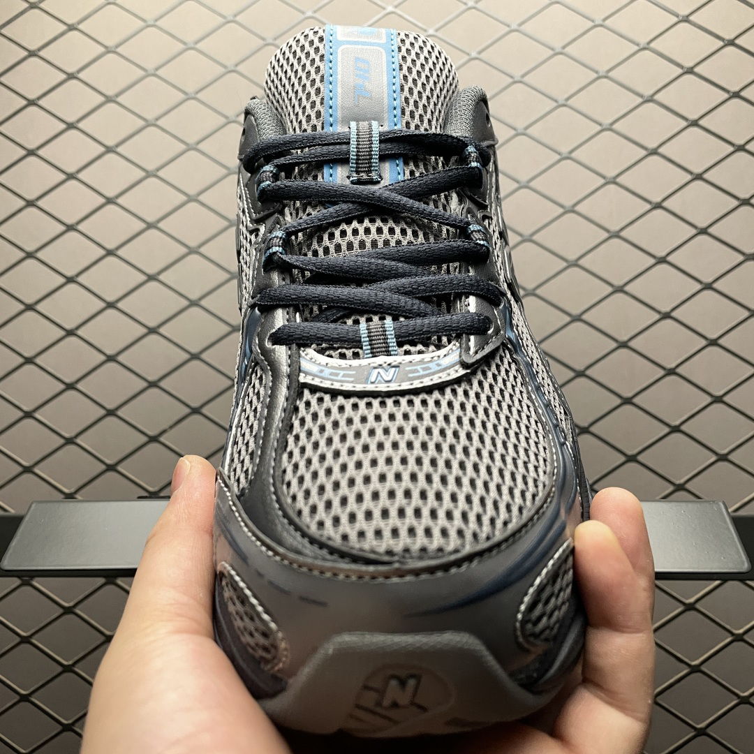 New Balance Sneakers-102