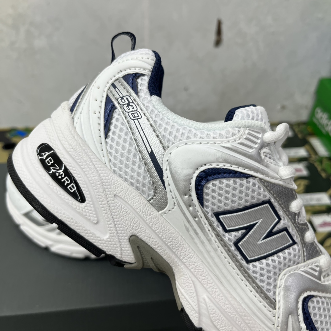 New Balance Sneakers-158