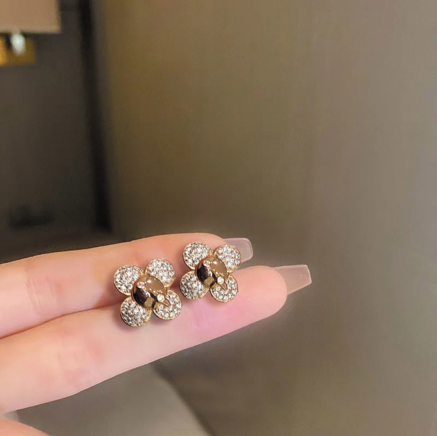 LV earrings-28