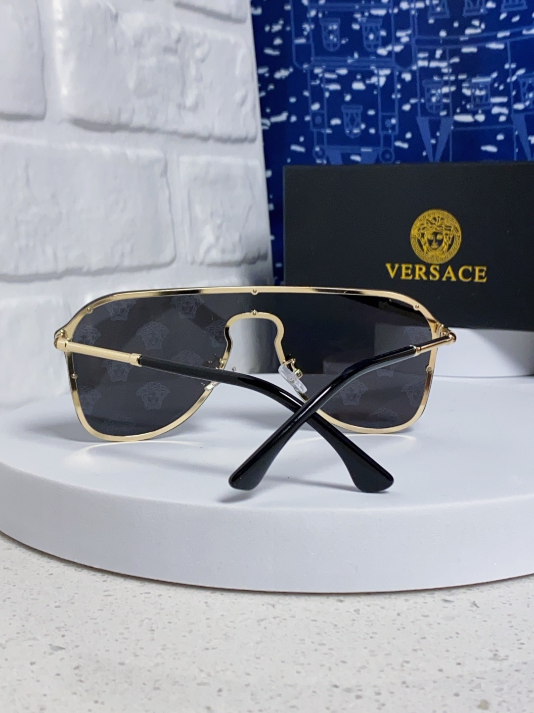 Versace glasses-15