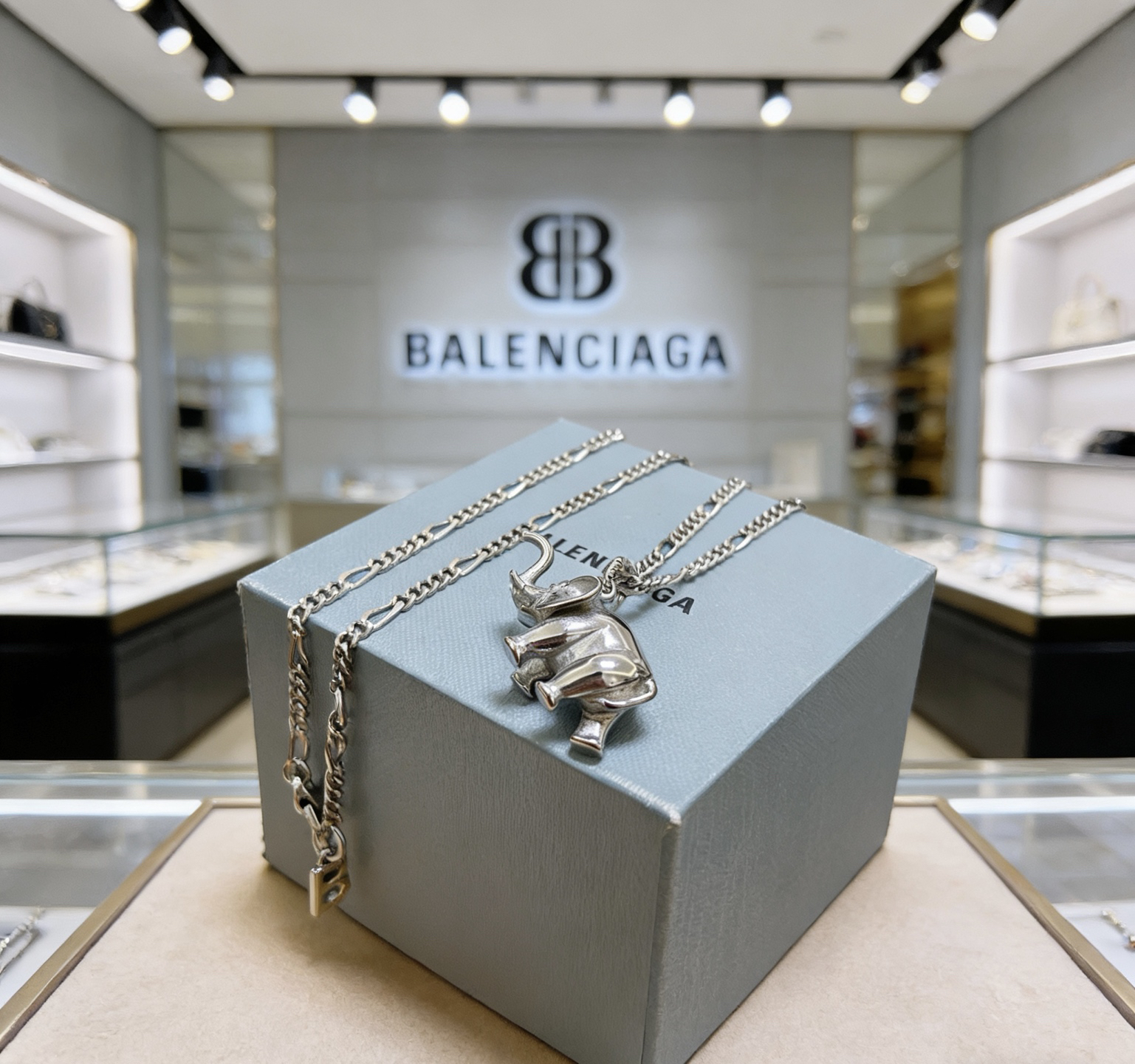 Balenciaga necklace-77